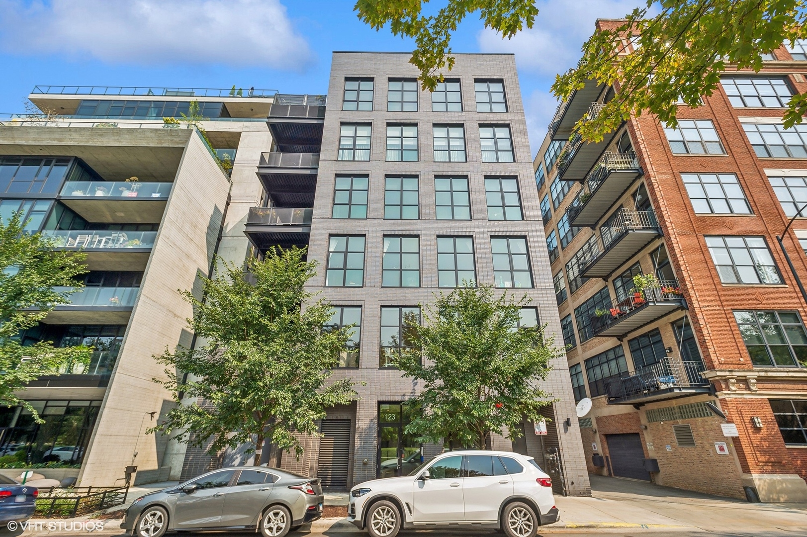 123 S Peoria Street Unit: P2
