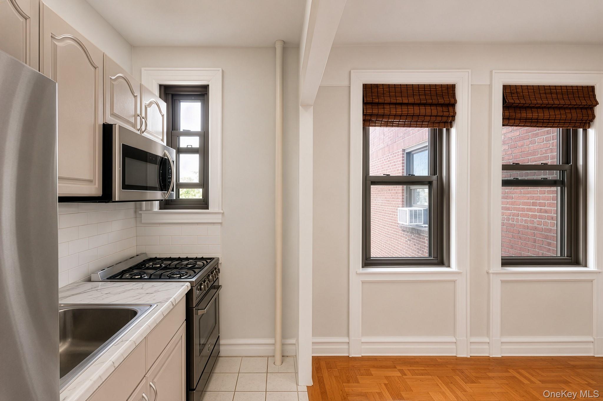 76-66 Austin Street Unit: 6F