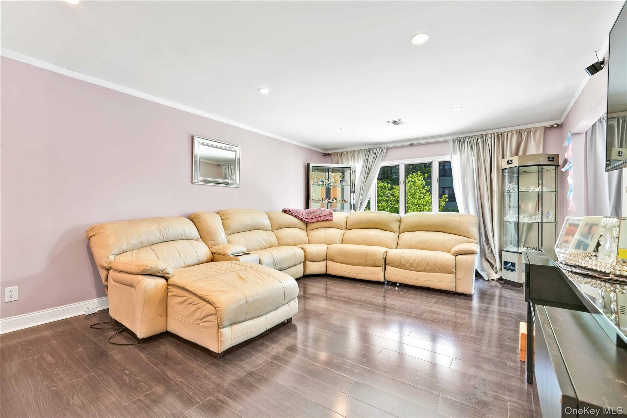 159-28 88th Street