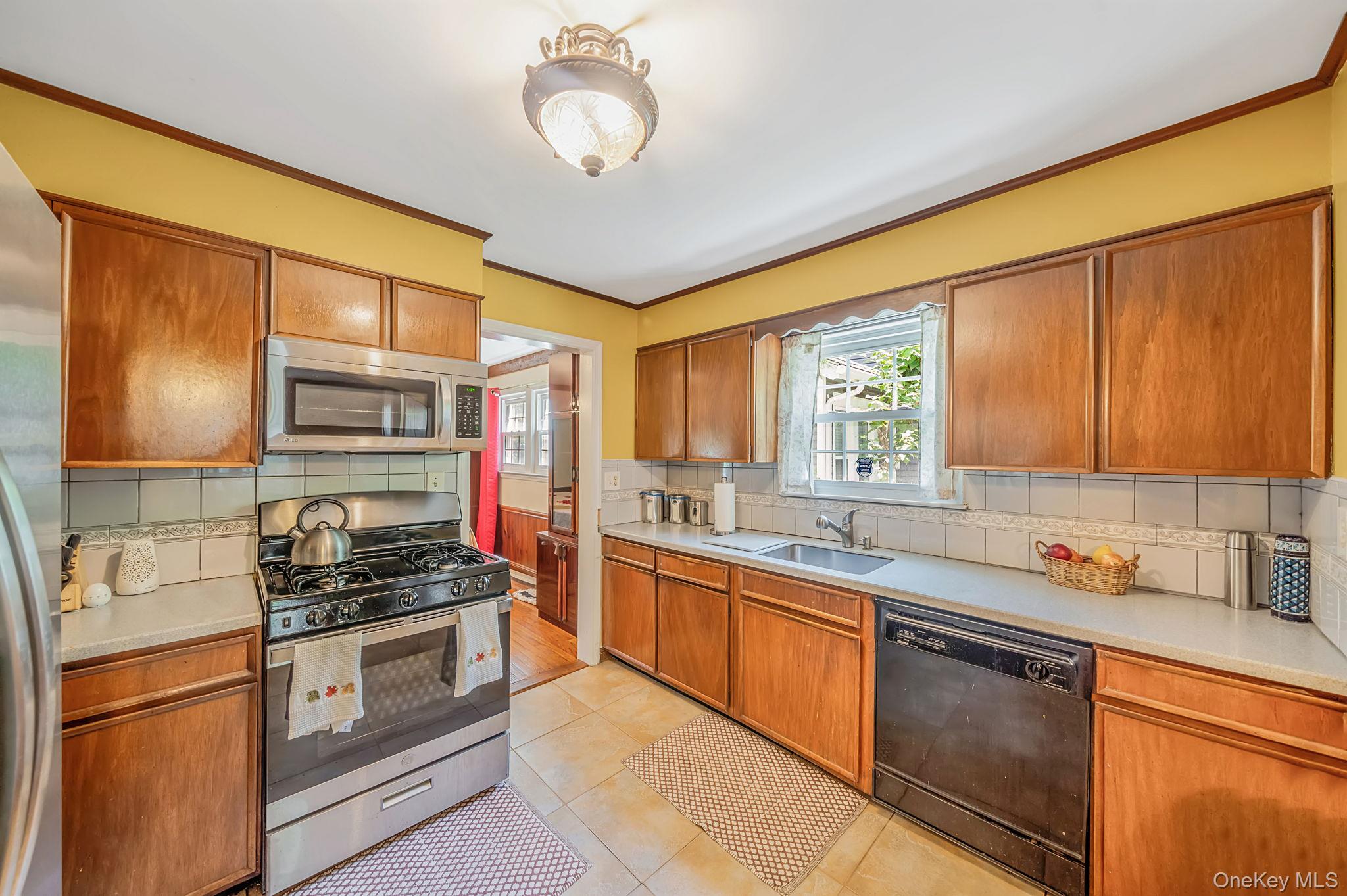 850 Linden Avenue