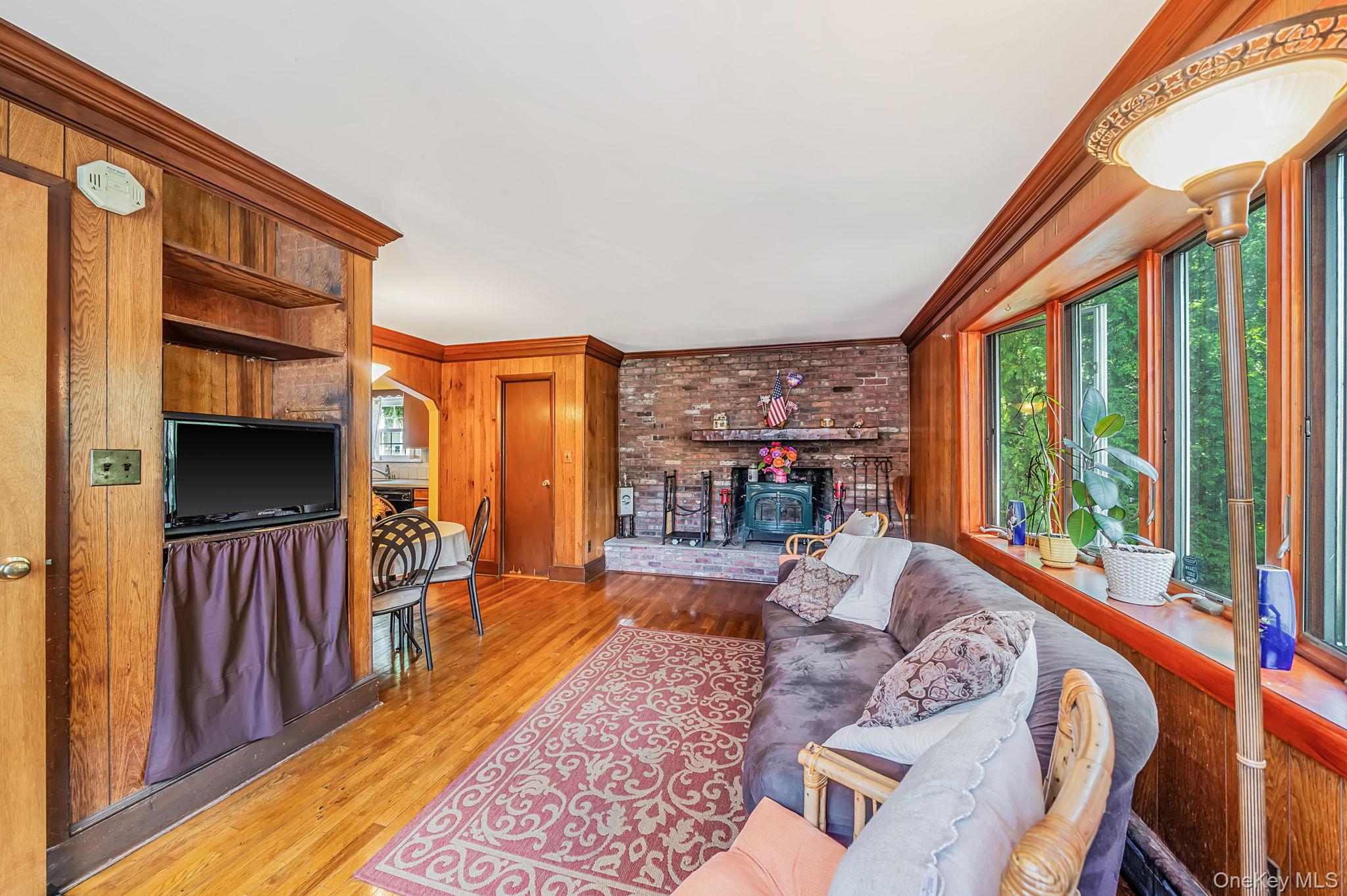 850 Linden Avenue