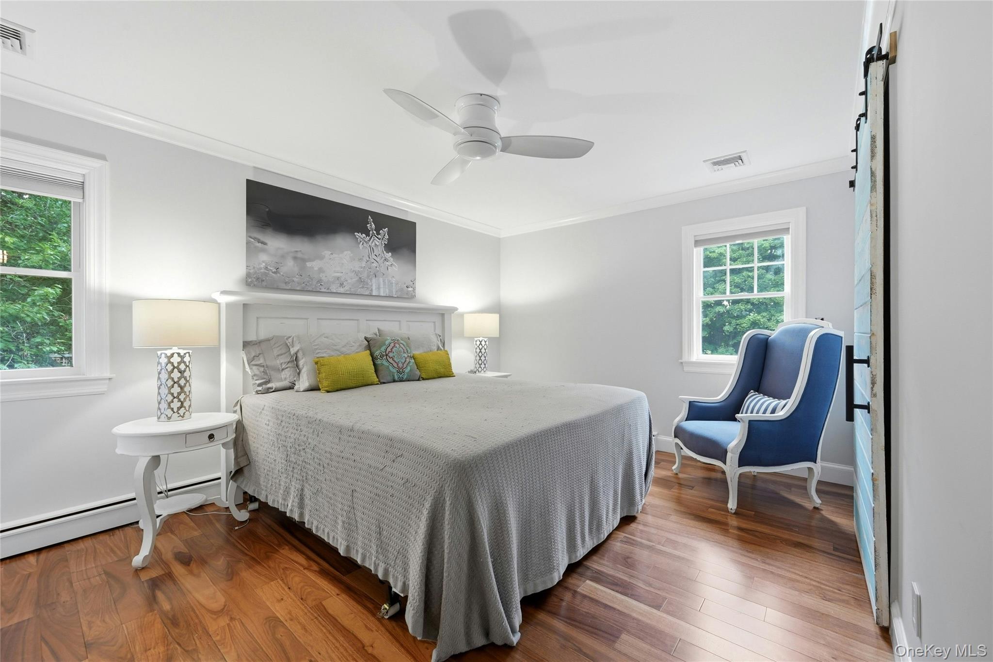 475 Alois Lane