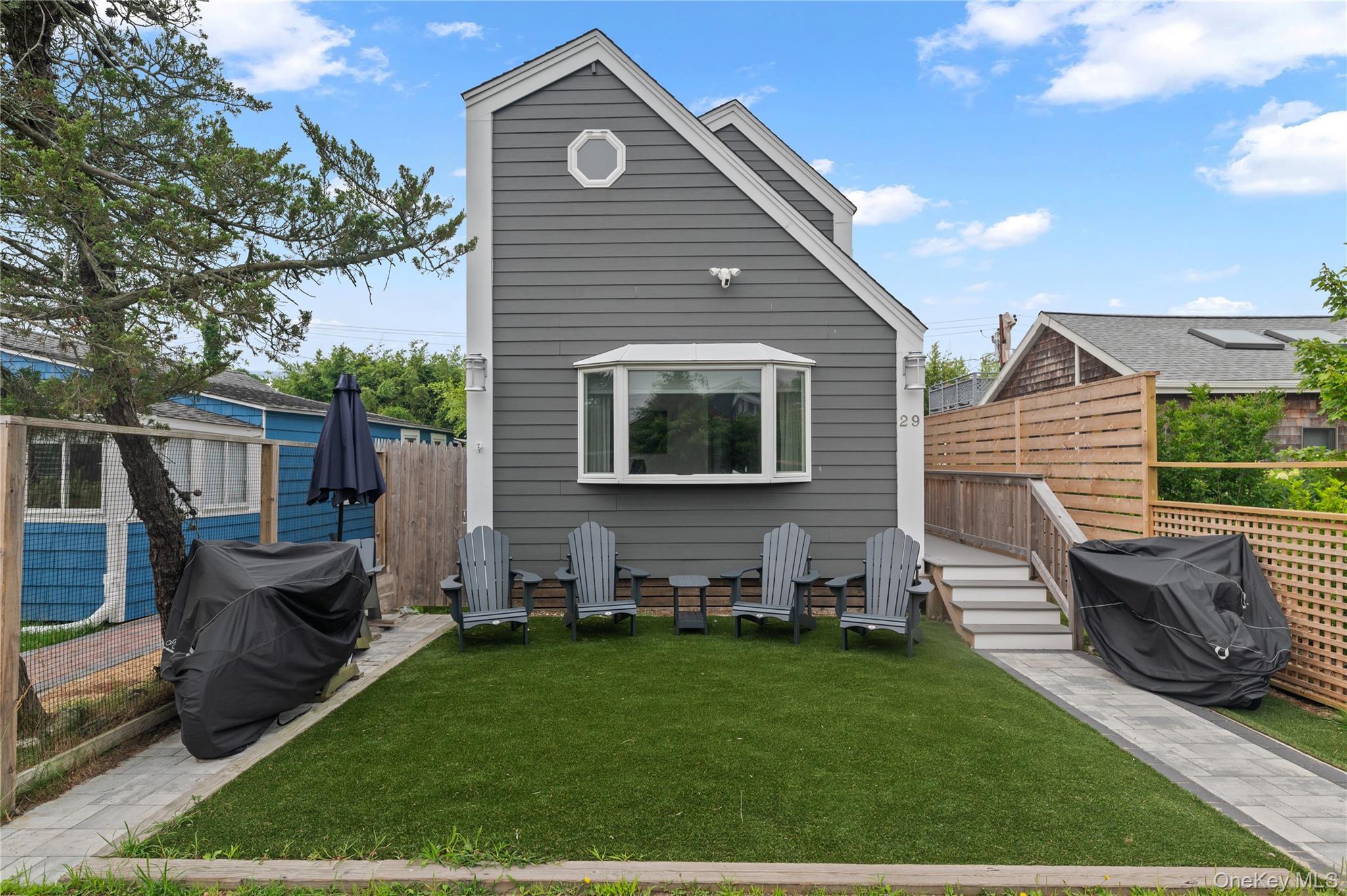 29 Bungalow Walk