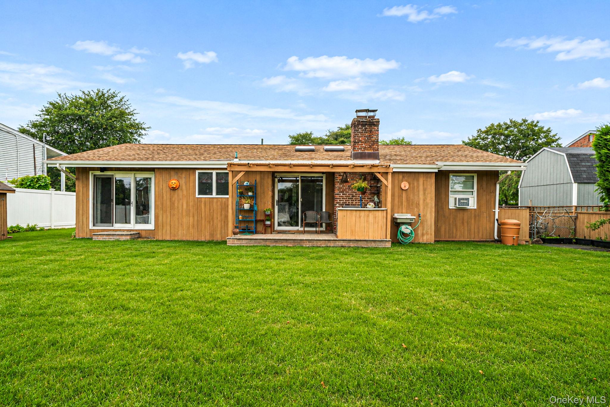 35 Fleets Point Drive