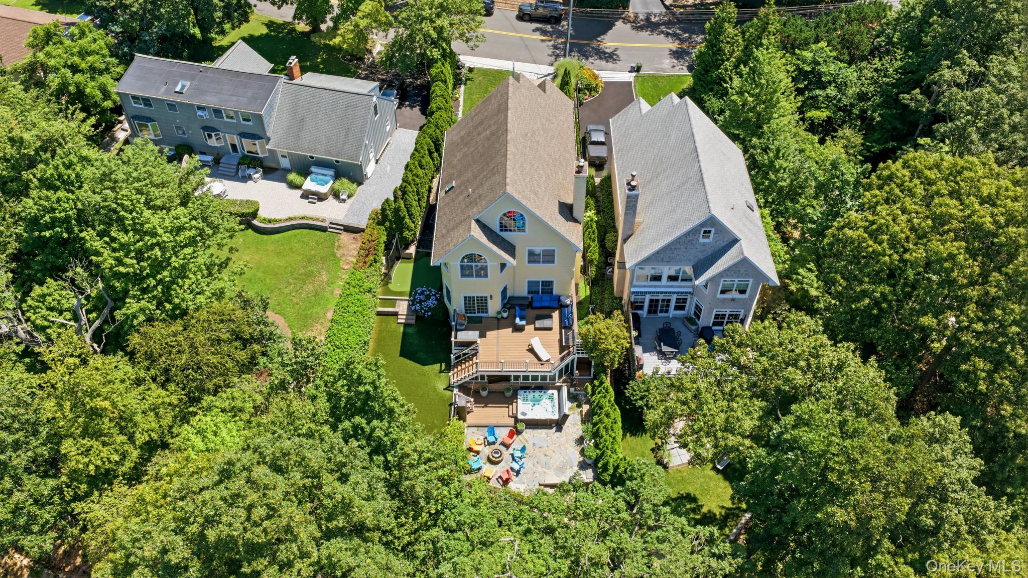 114 Eatons neck Road