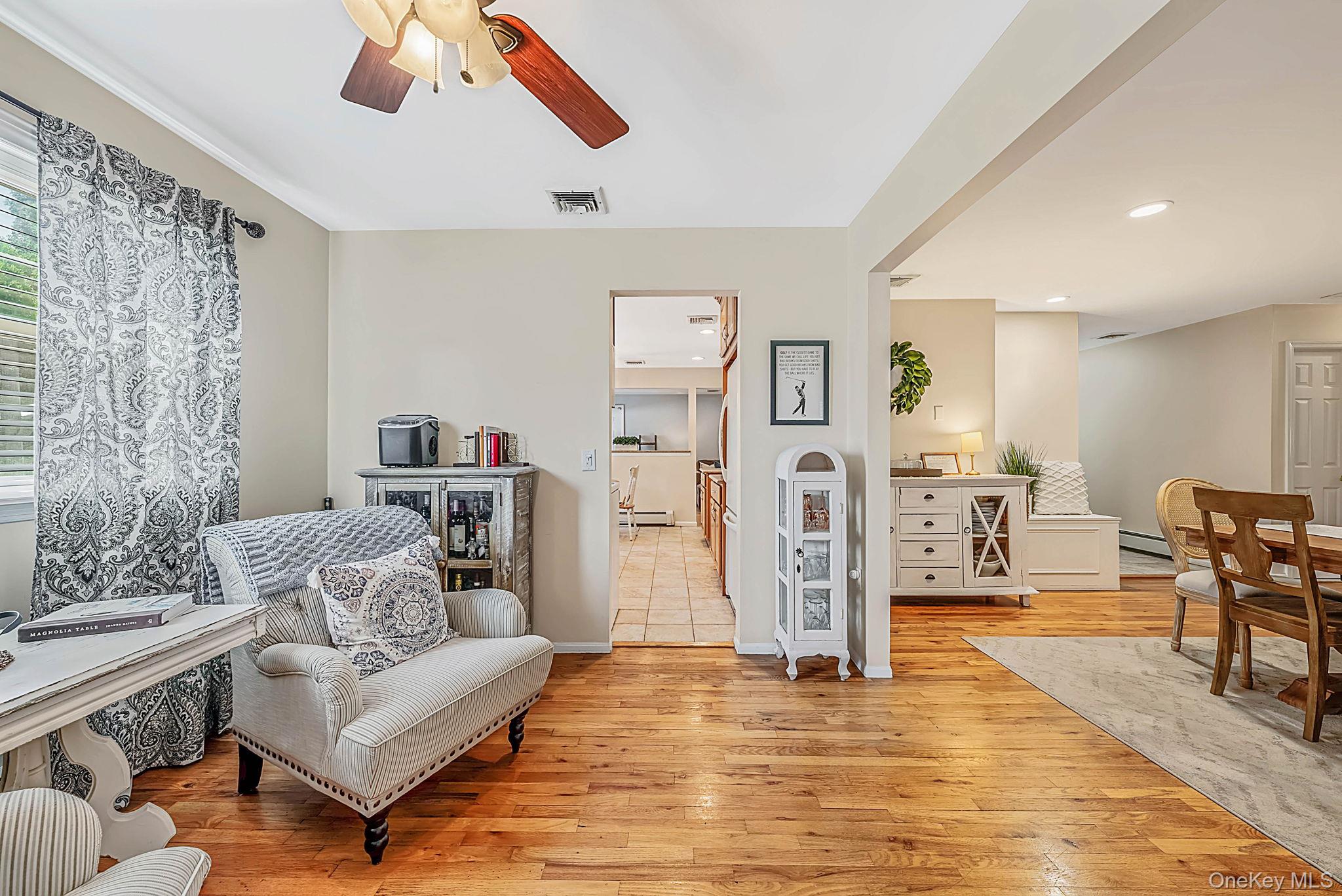 15 Locksley Lane