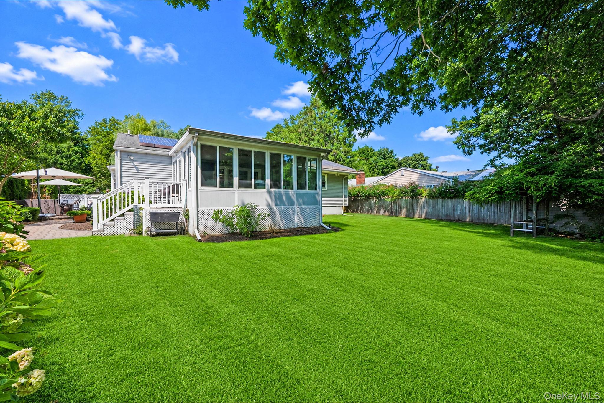 15 Locksley Lane