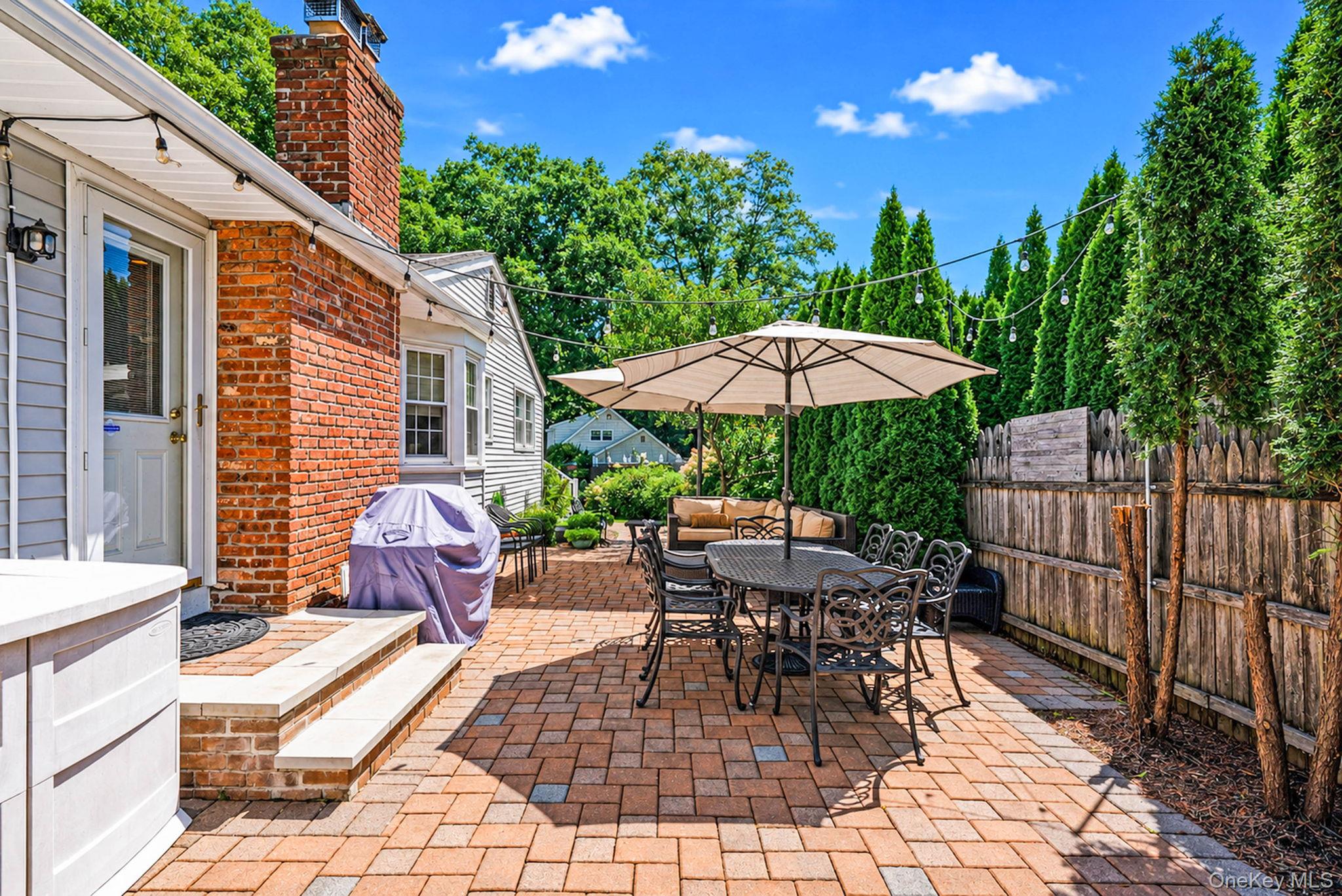 15 Locksley Lane