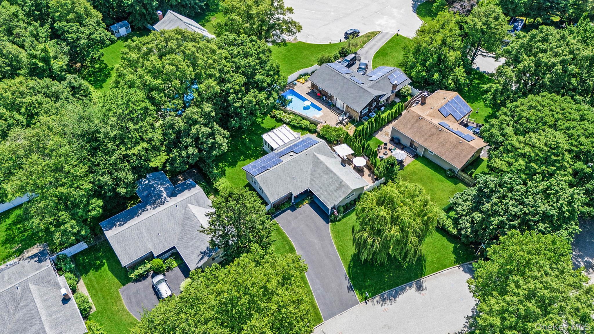 15 Locksley Lane