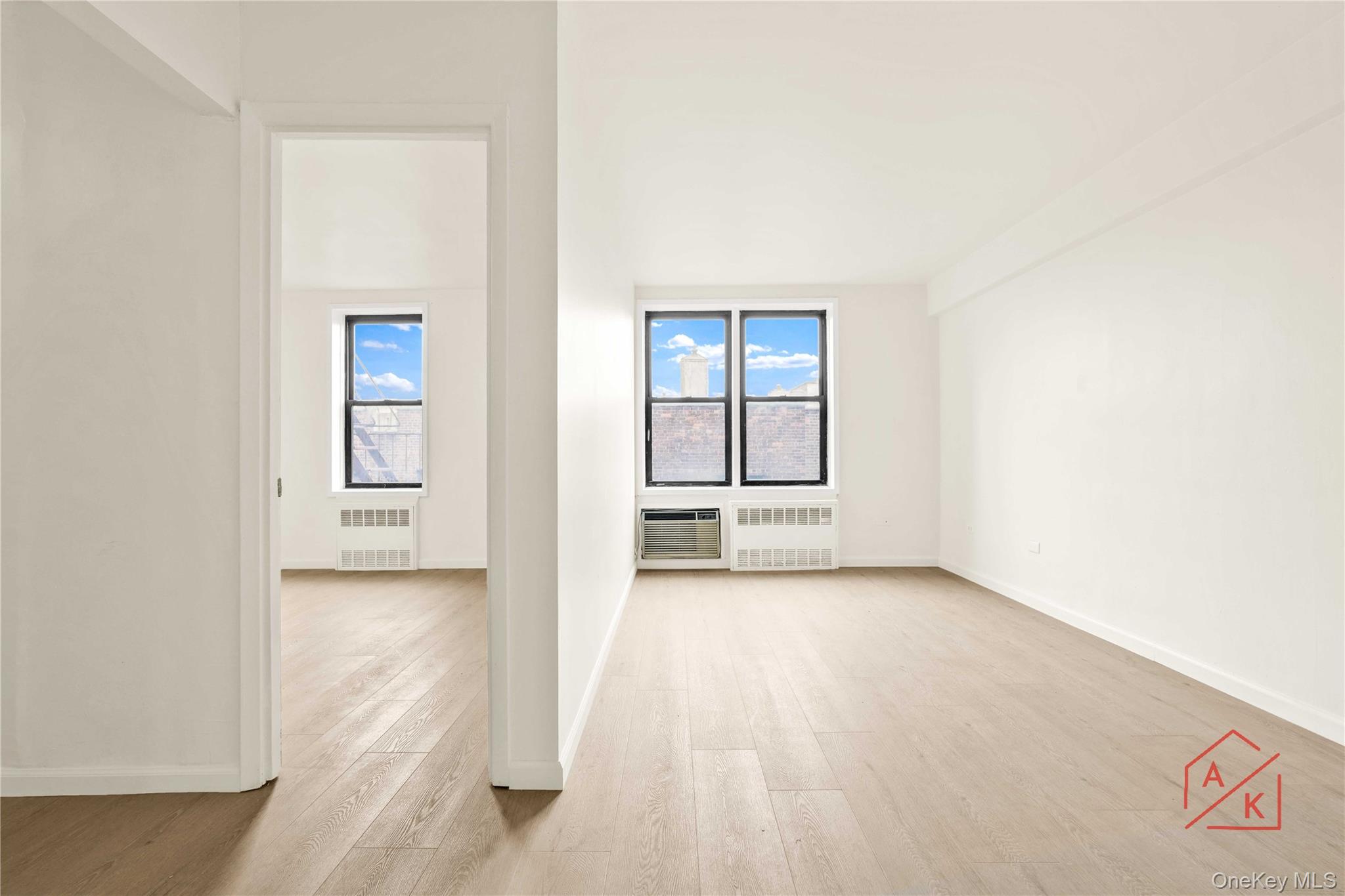 41-31 51 St Street Unit: 5B