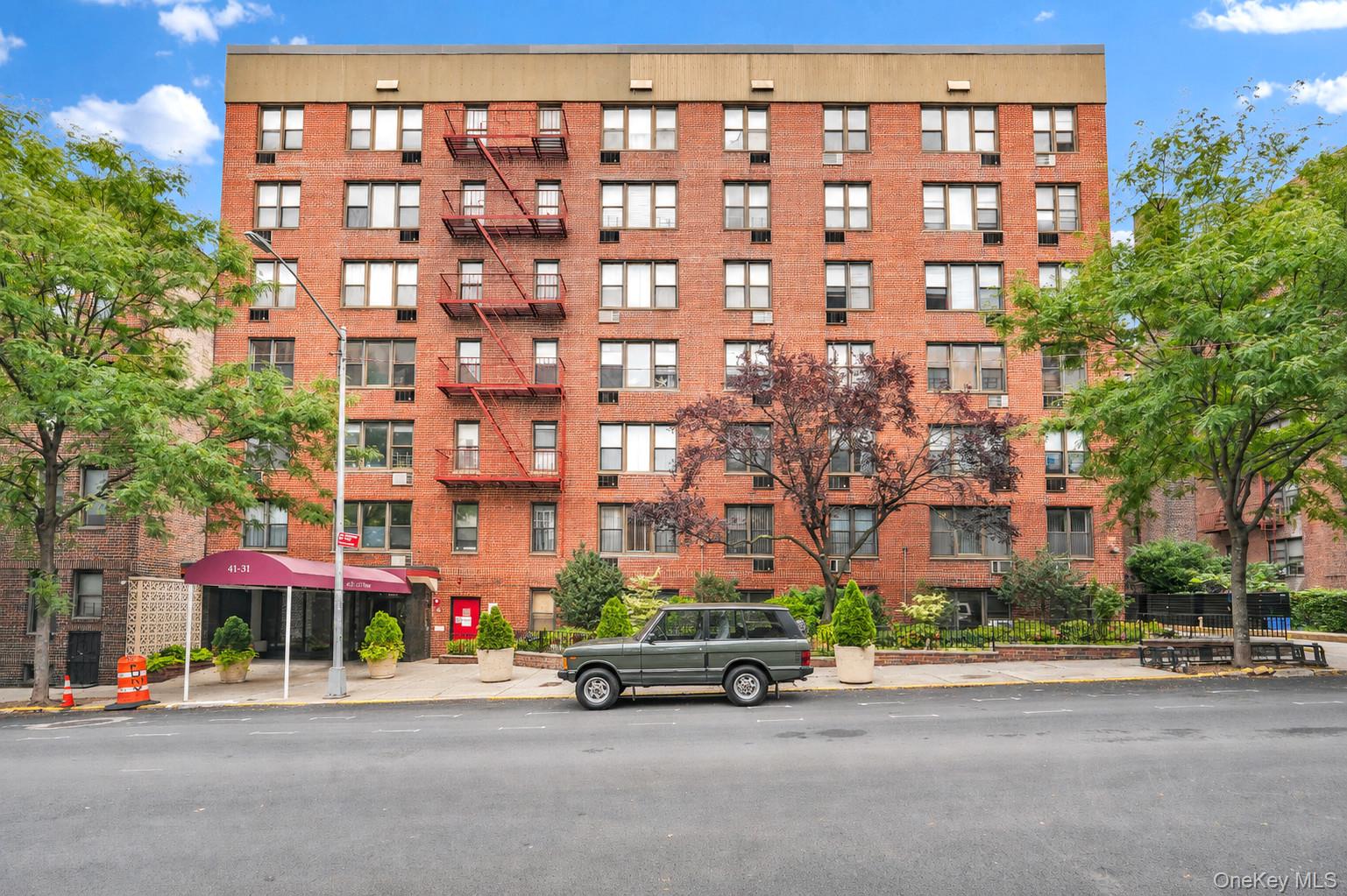 41-31 51 St Street Unit: 5B