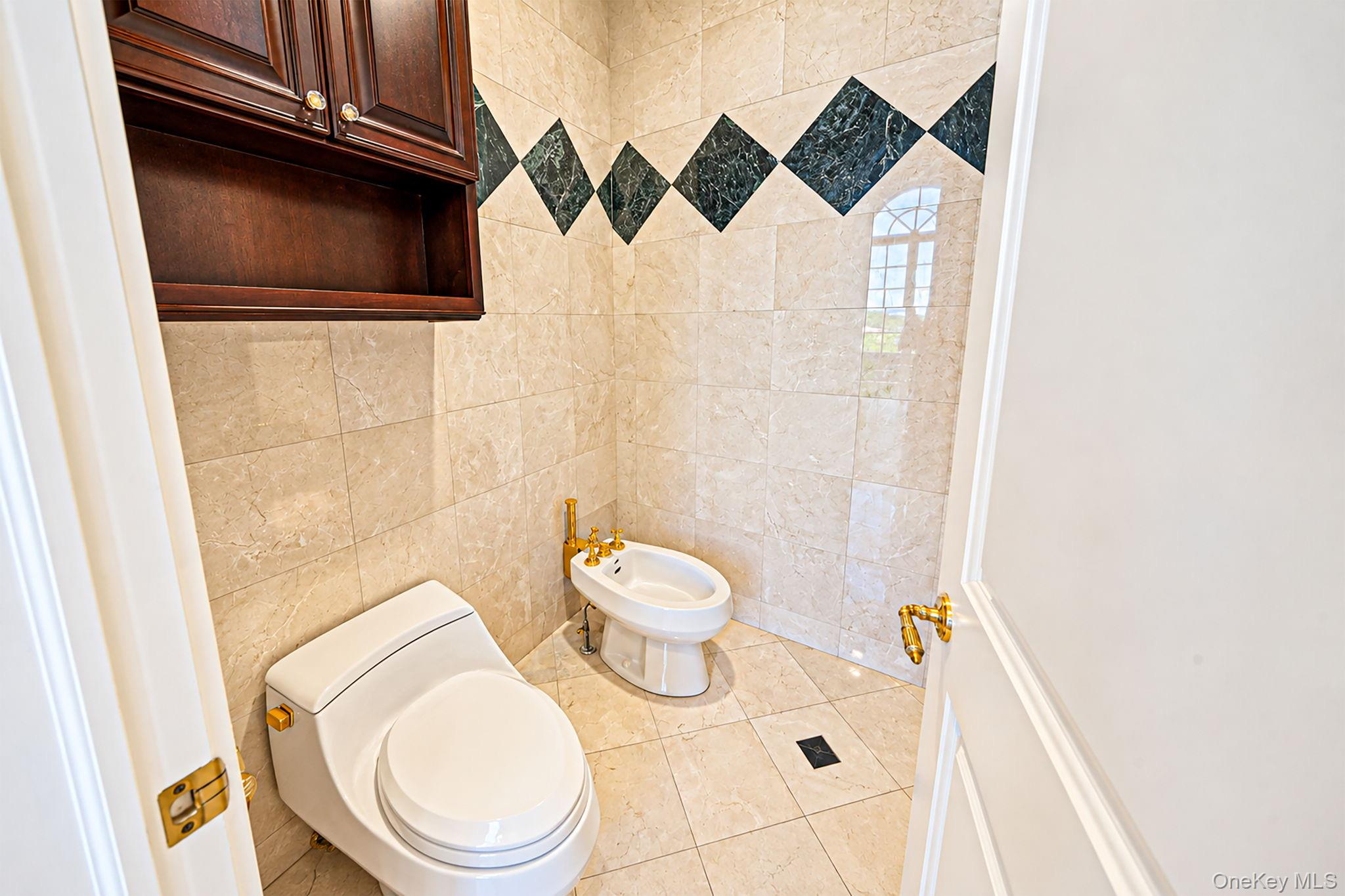 19 Cobblestone Court