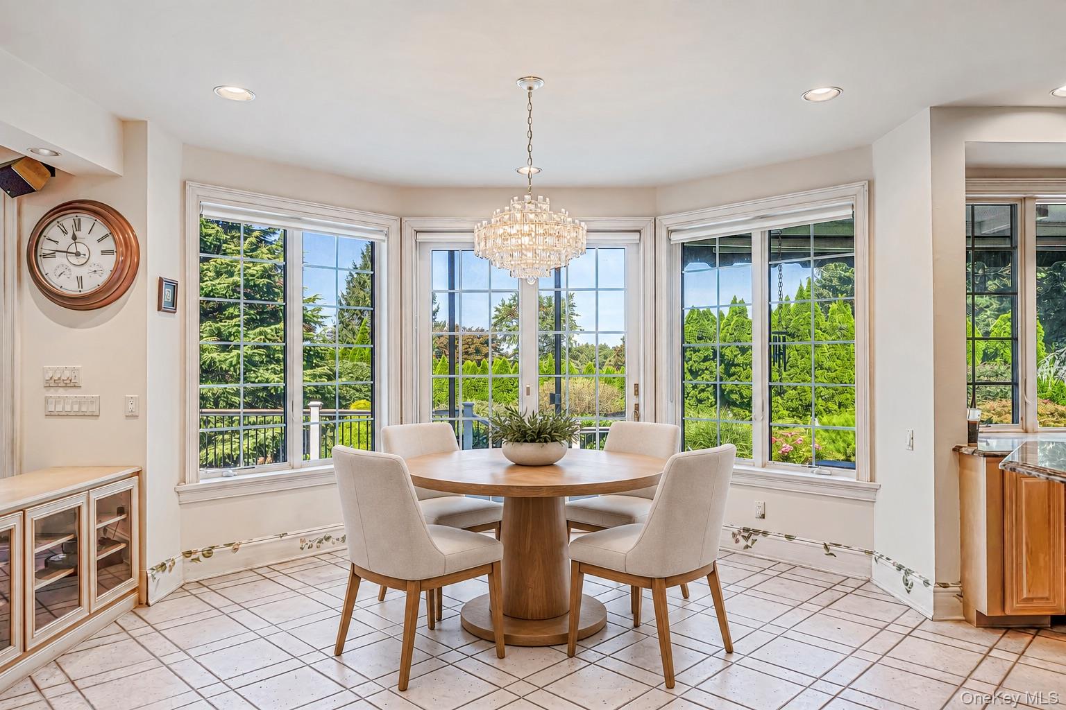 19 Cobblestone Court