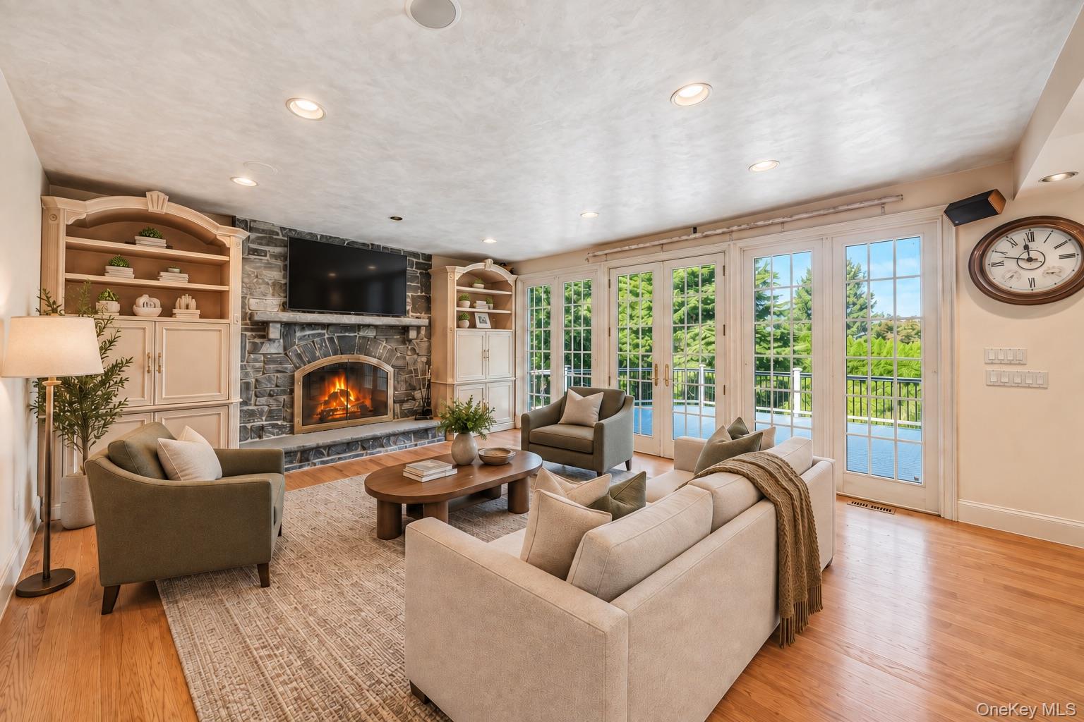 19 Cobblestone Court