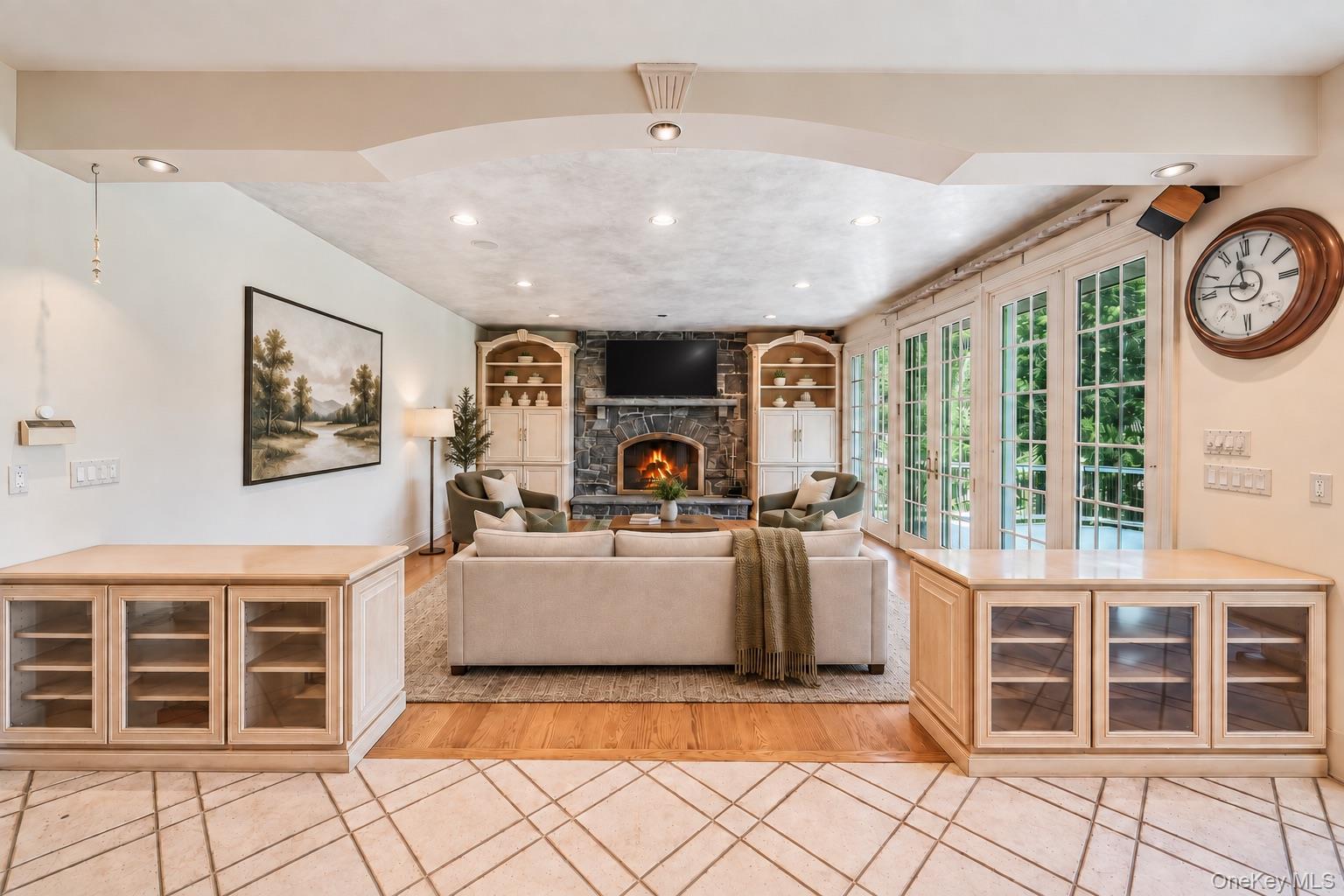 19 Cobblestone Court