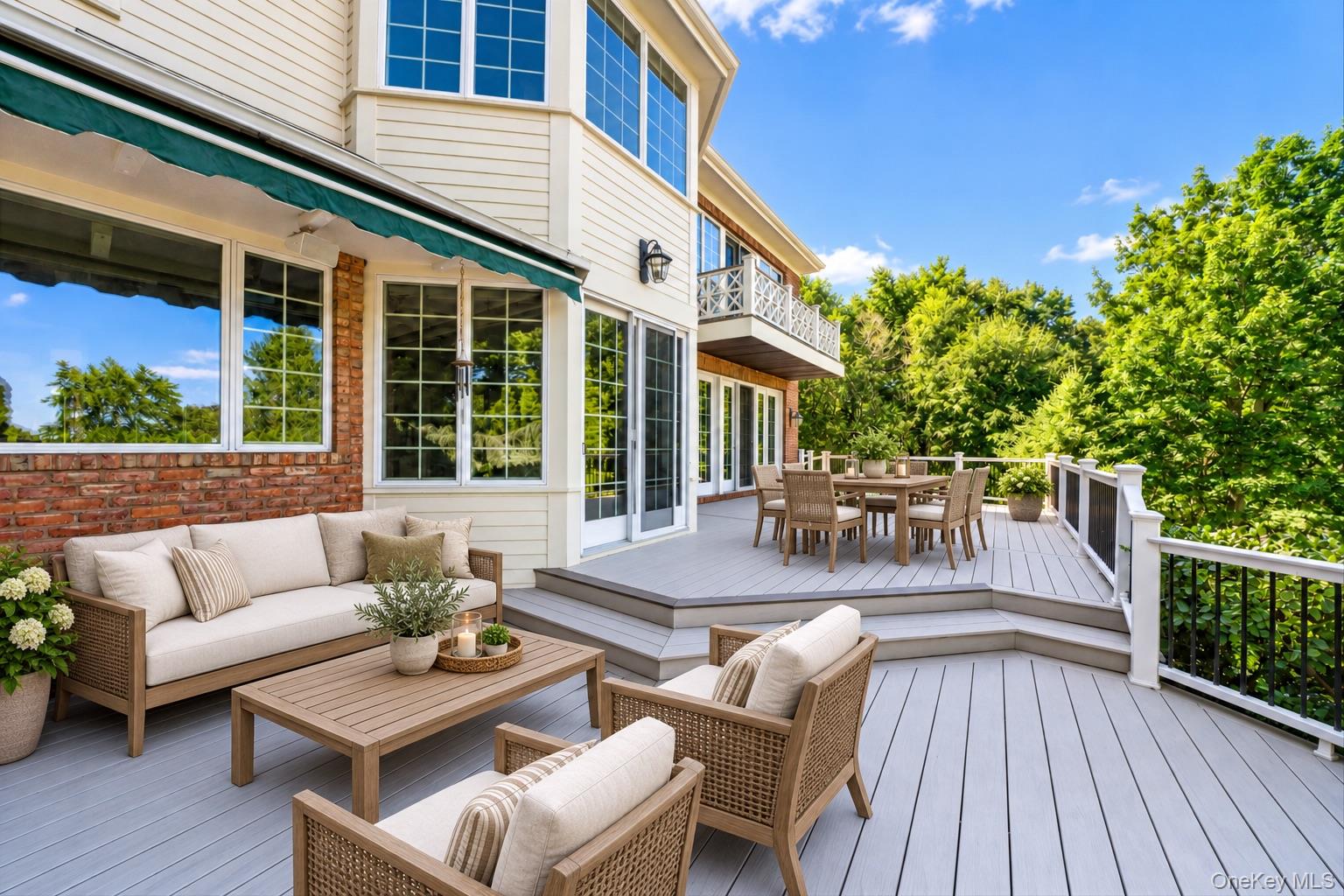 19 Cobblestone Court