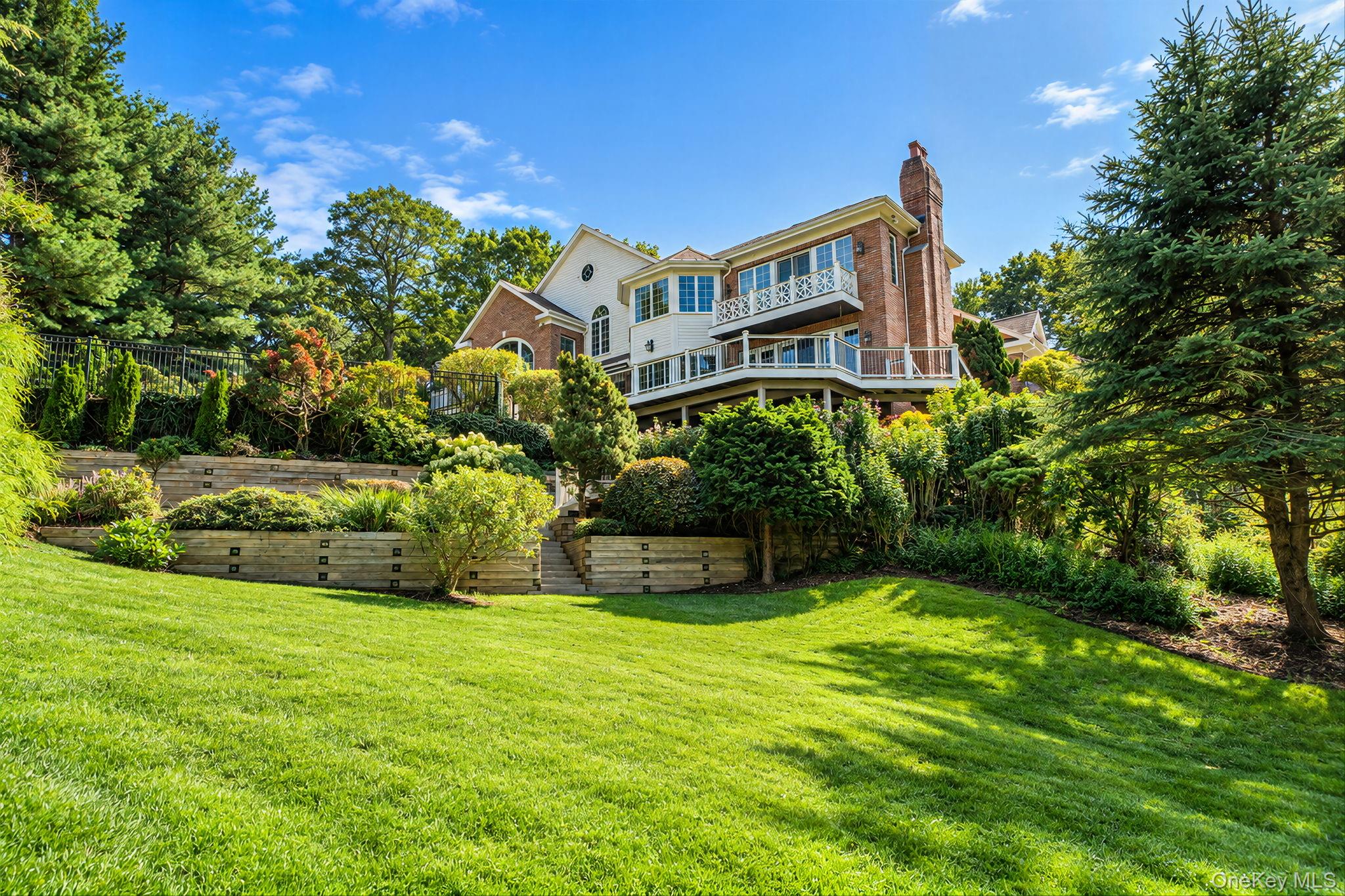 19 Cobblestone Court