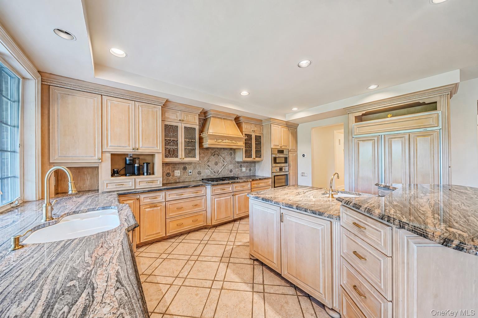 19 Cobblestone Court