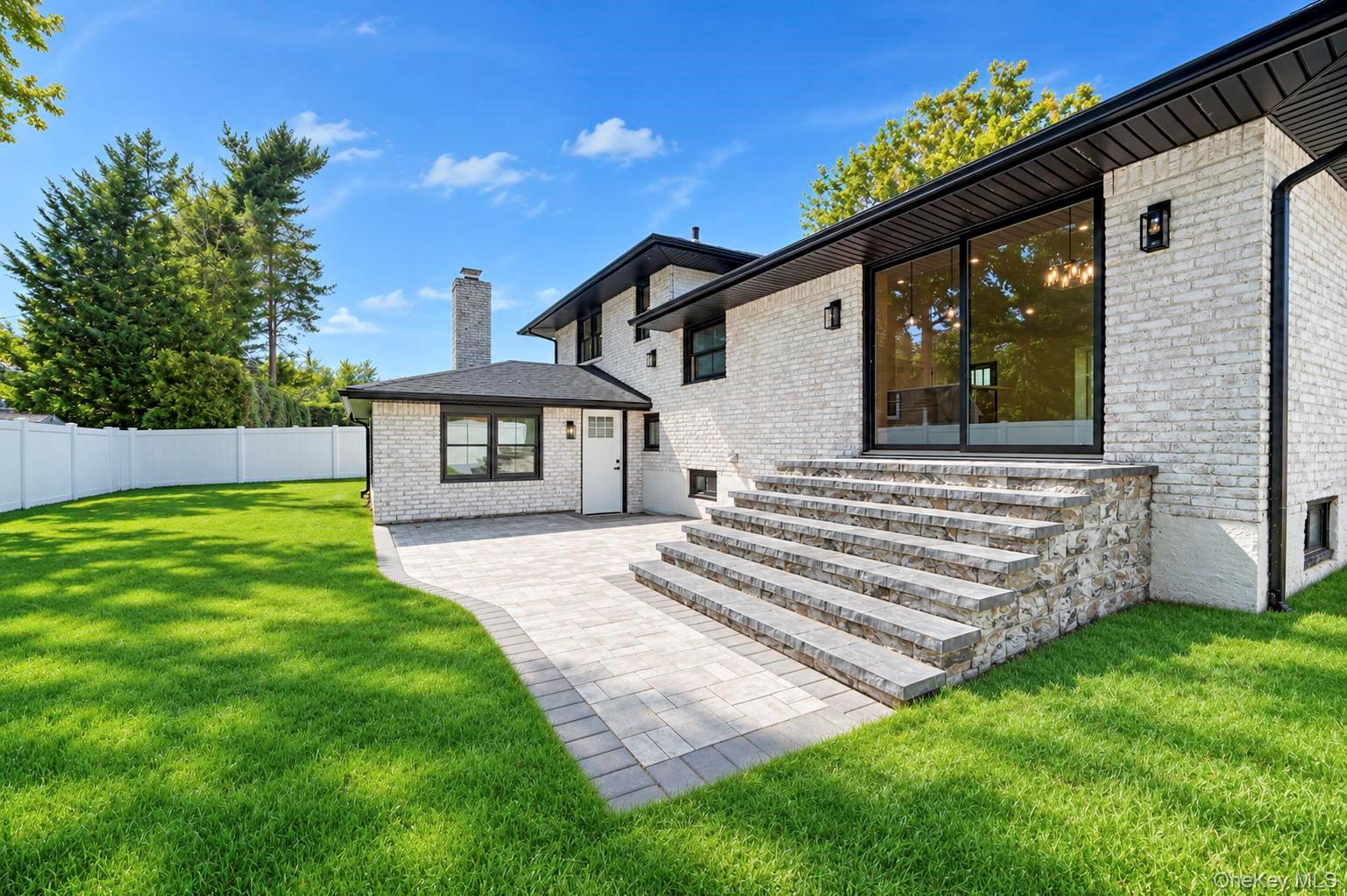 2056 Stratford Drive