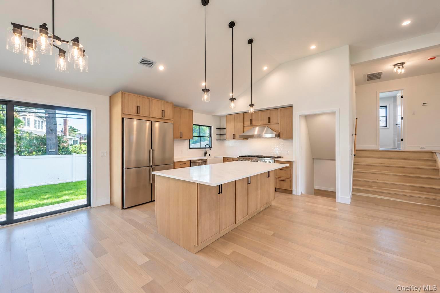 2056 Stratford Drive