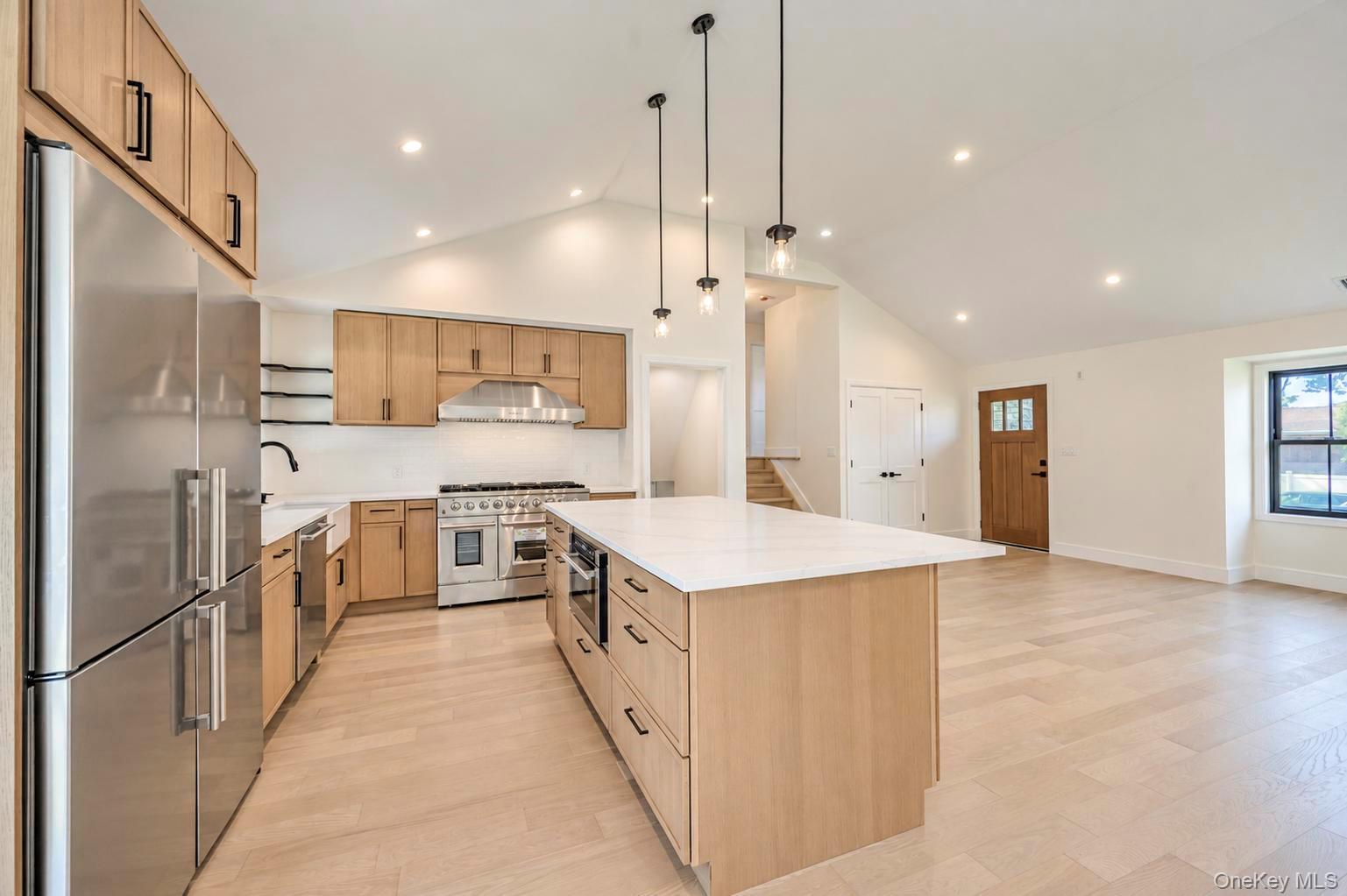 2056 Stratford Drive