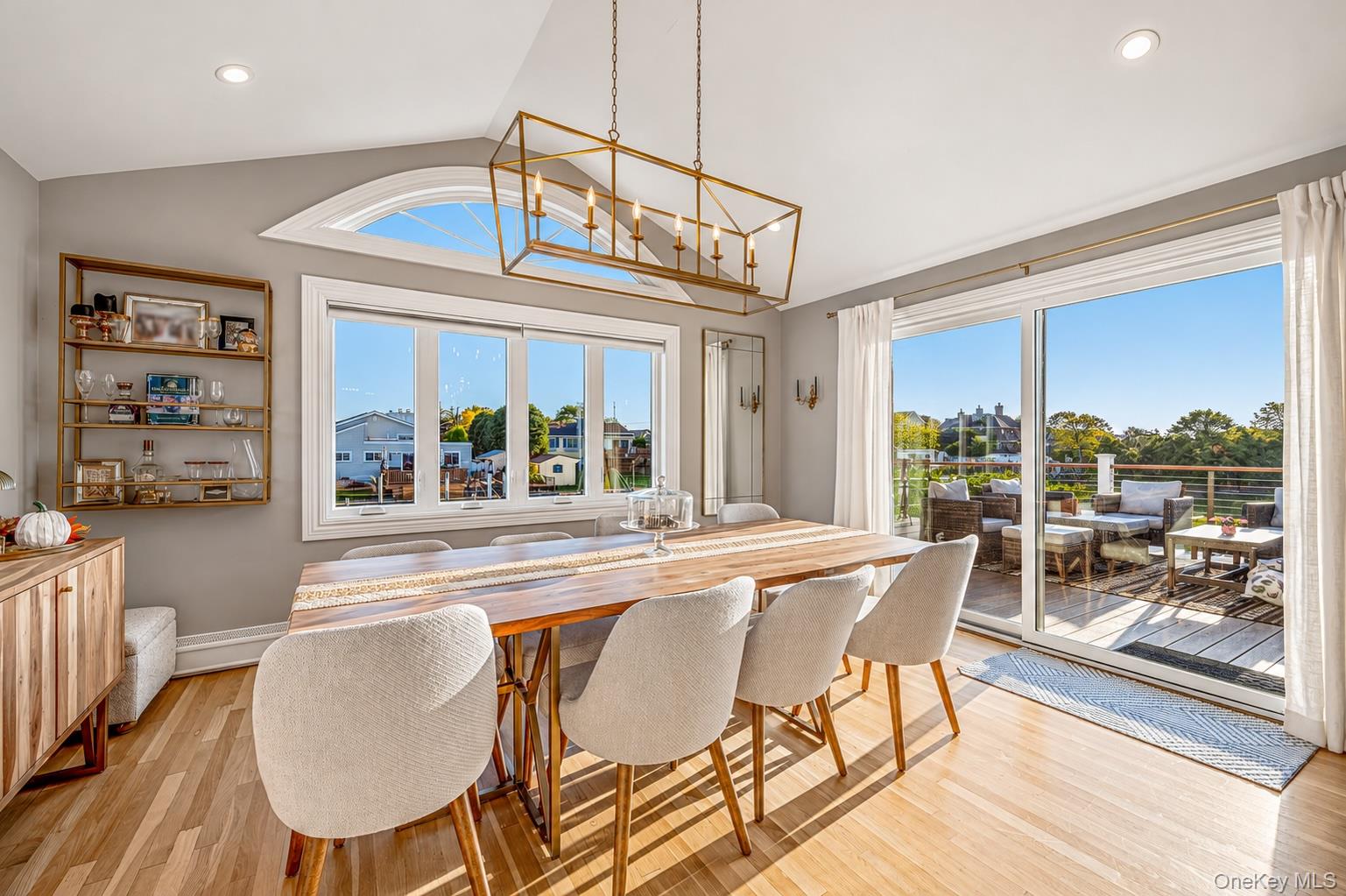 174 Secatogue Lane W