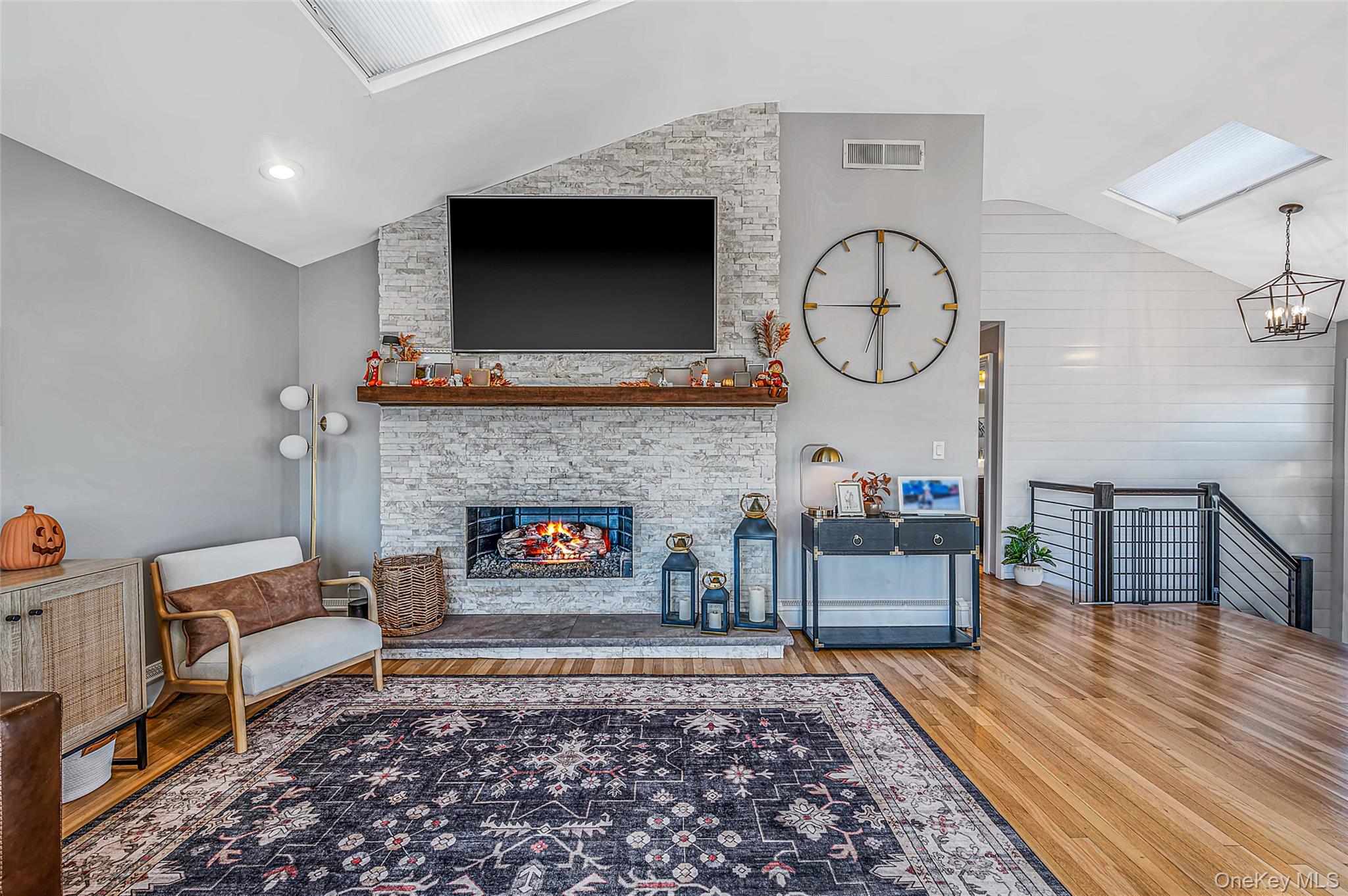 174 Secatogue Lane W