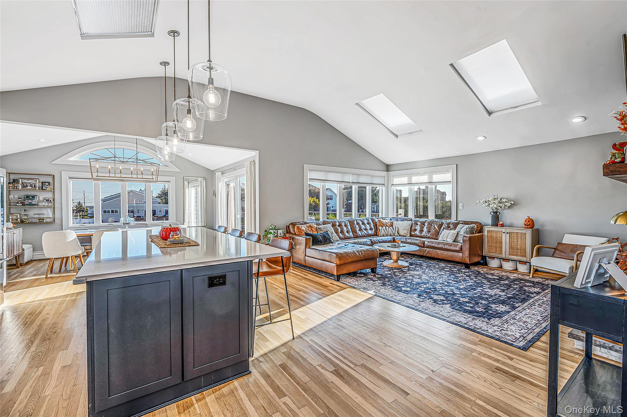 174 Secatogue Lane W