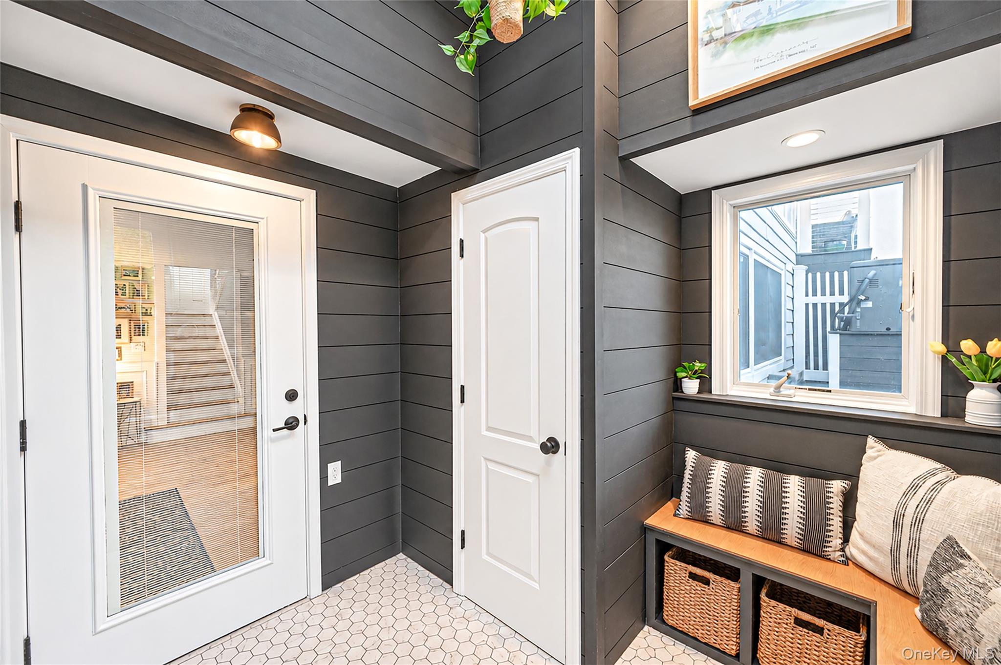 174 Secatogue Lane W
