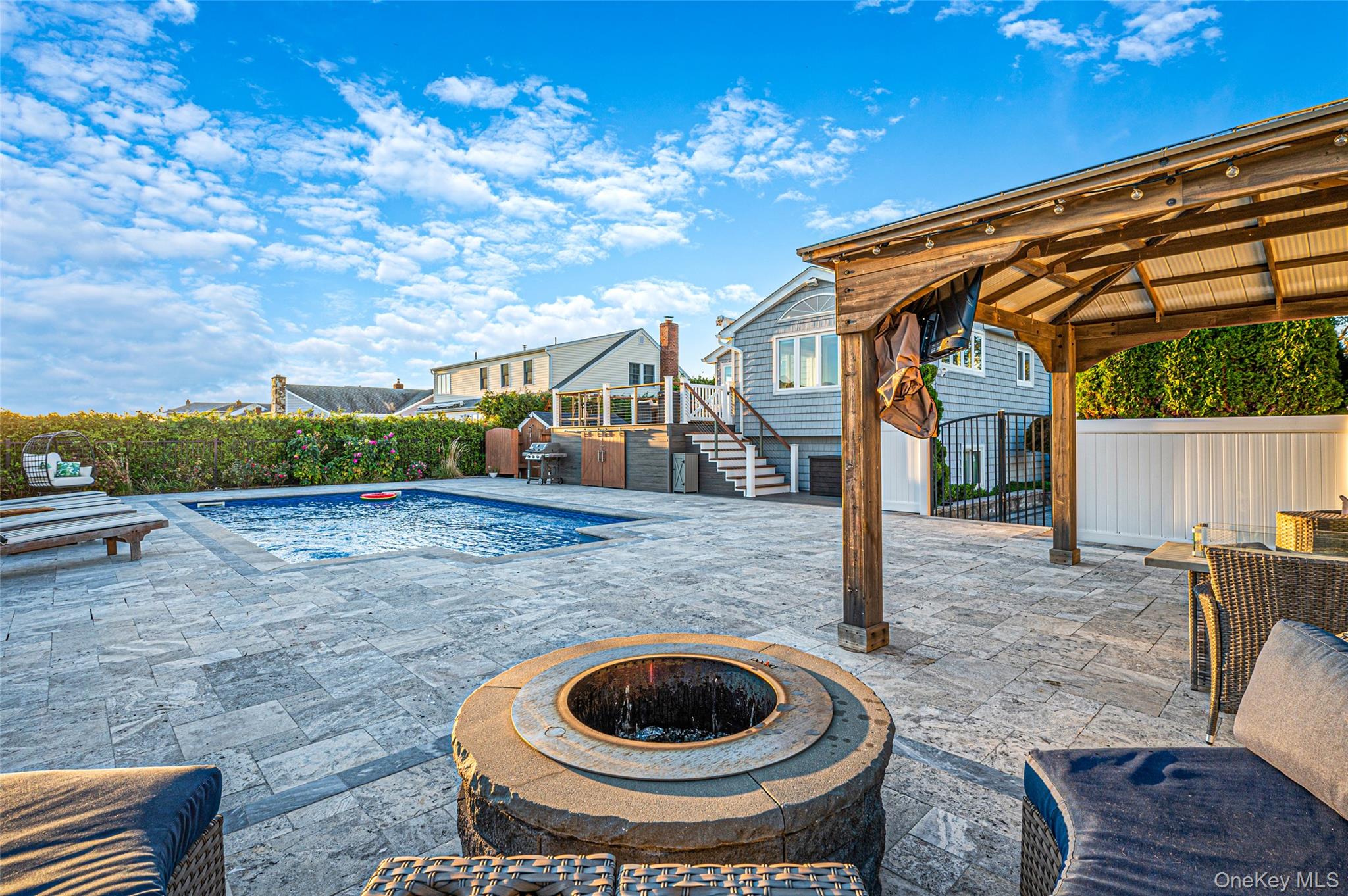 174 Secatogue Lane W