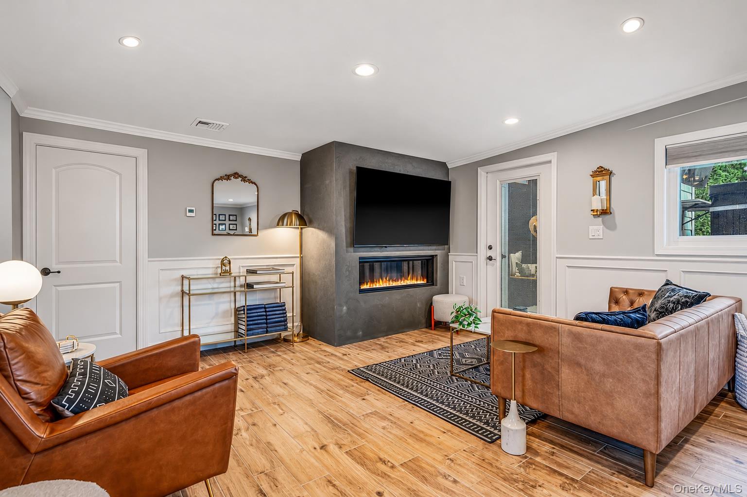 174 Secatogue Lane W