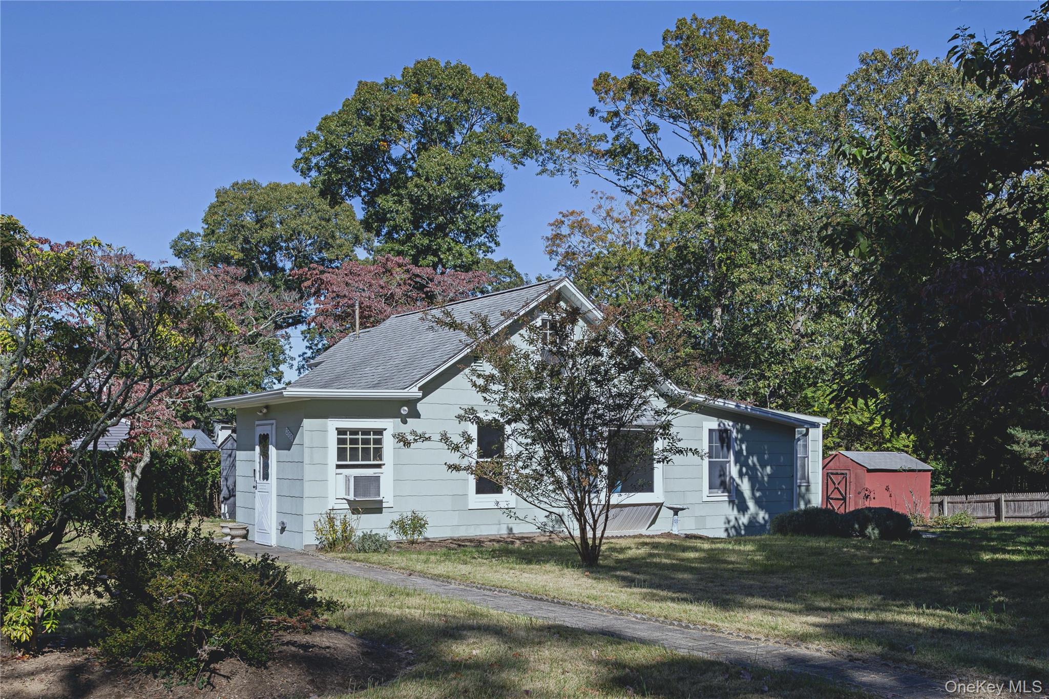 2000 Cox Neck Road