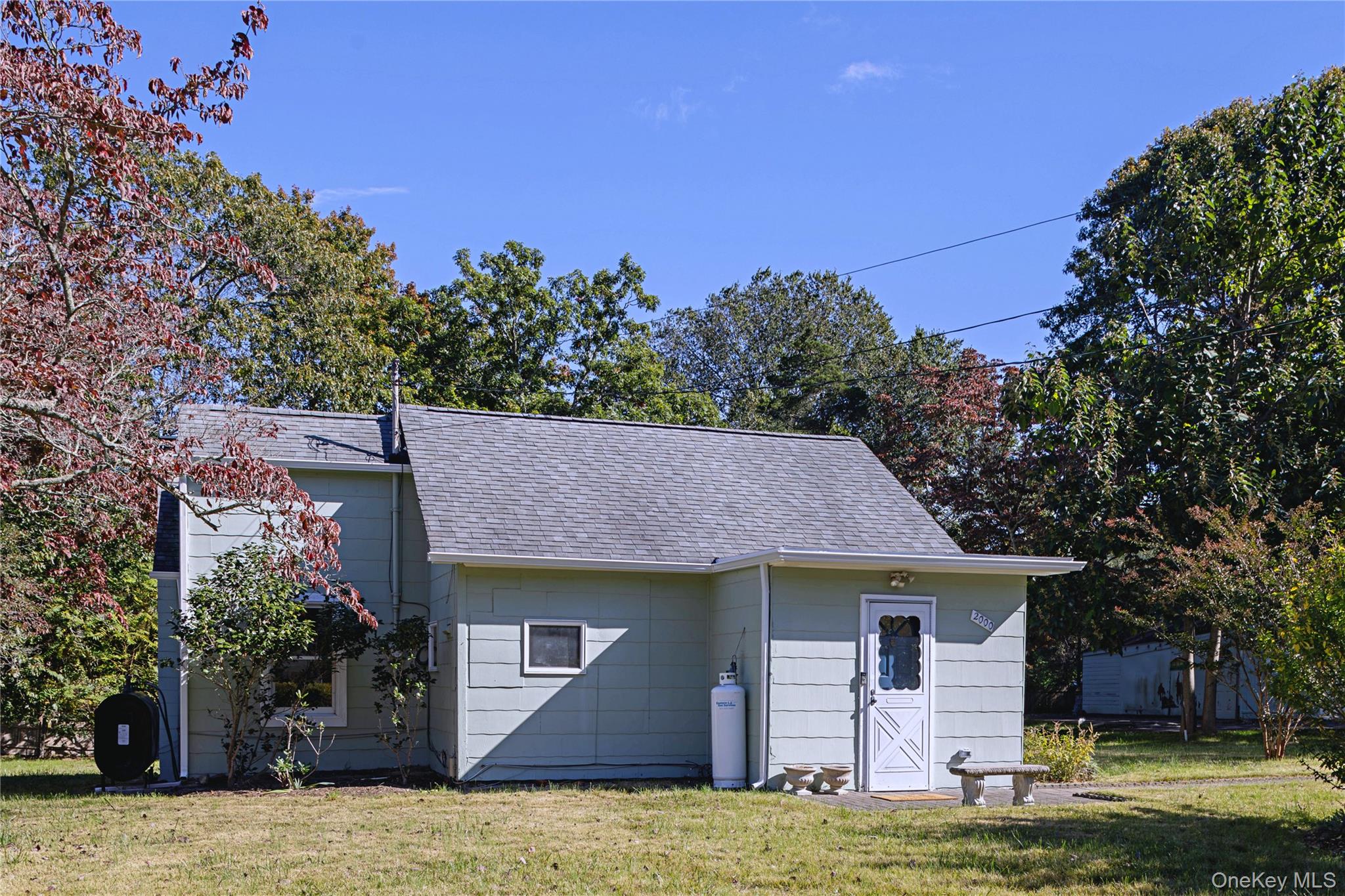 2000 Cox Neck Road