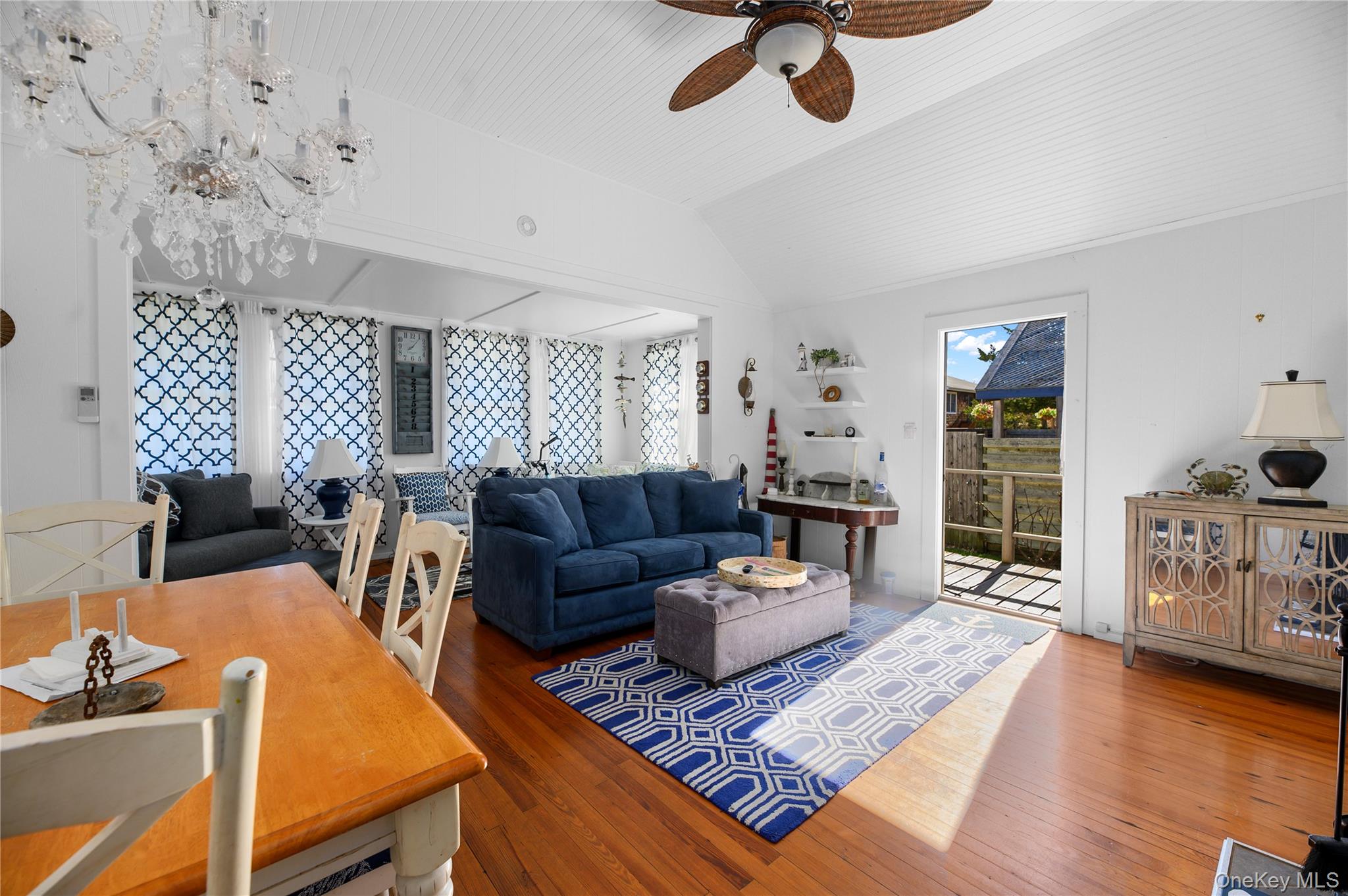 330 Dehnhoff Walk