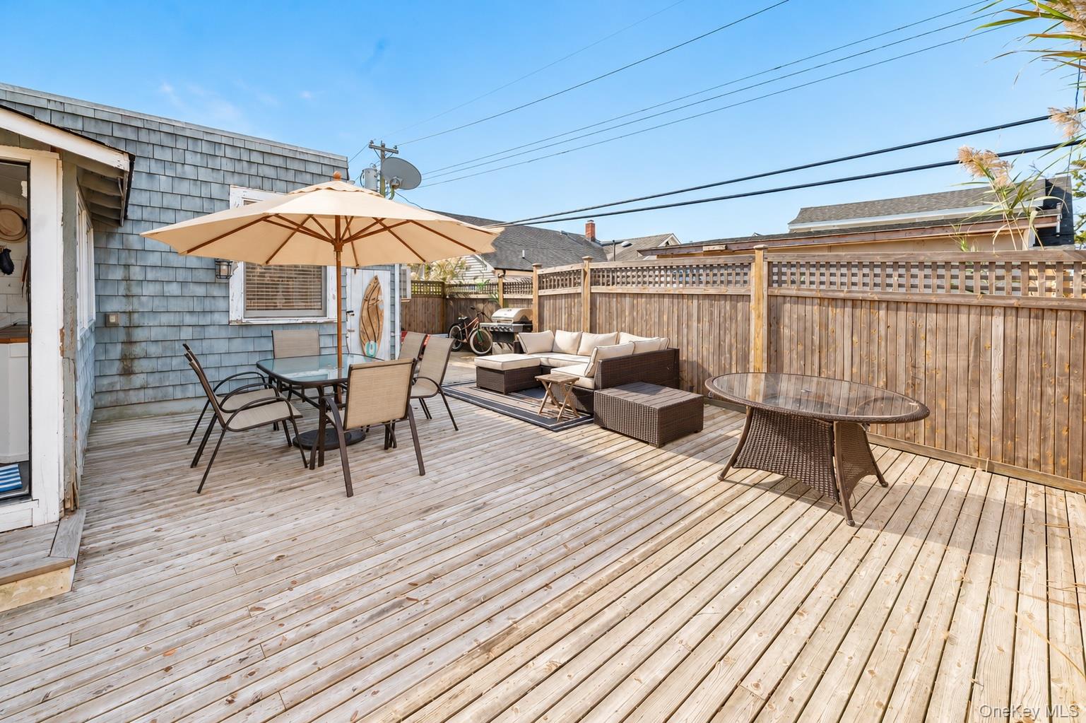 330 Dehnhoff Walk