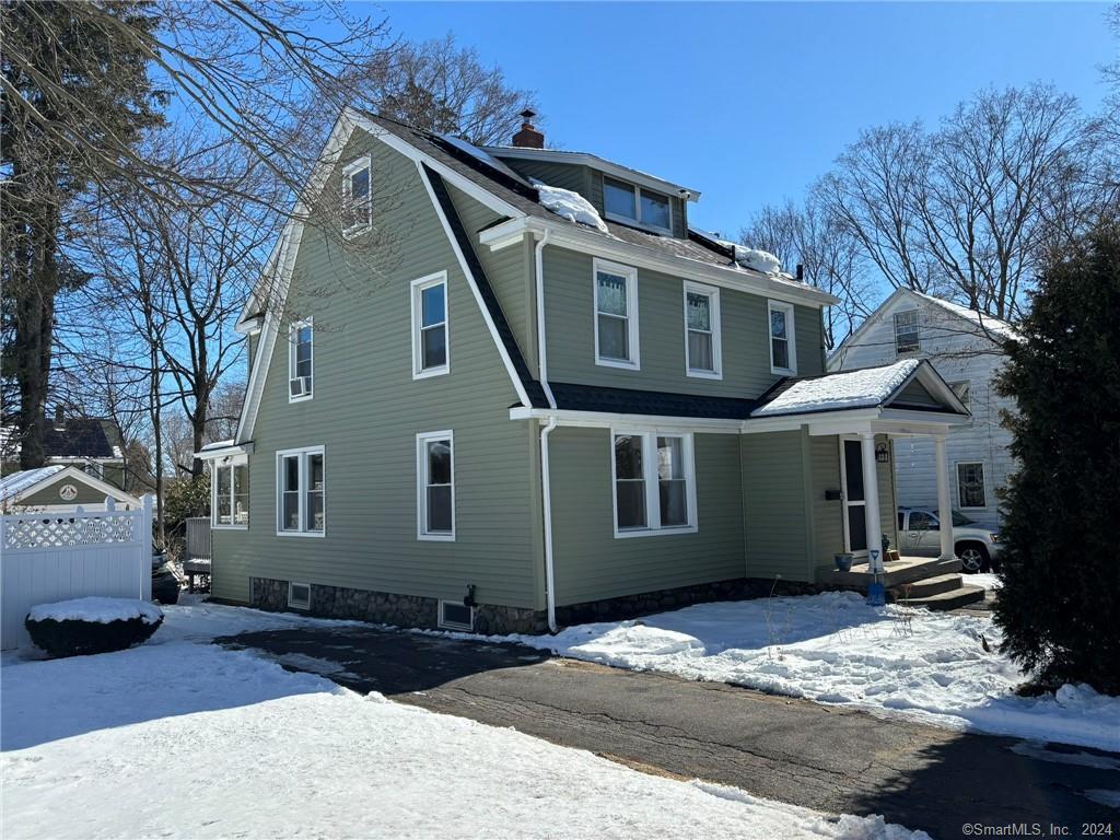 32 Hard Street