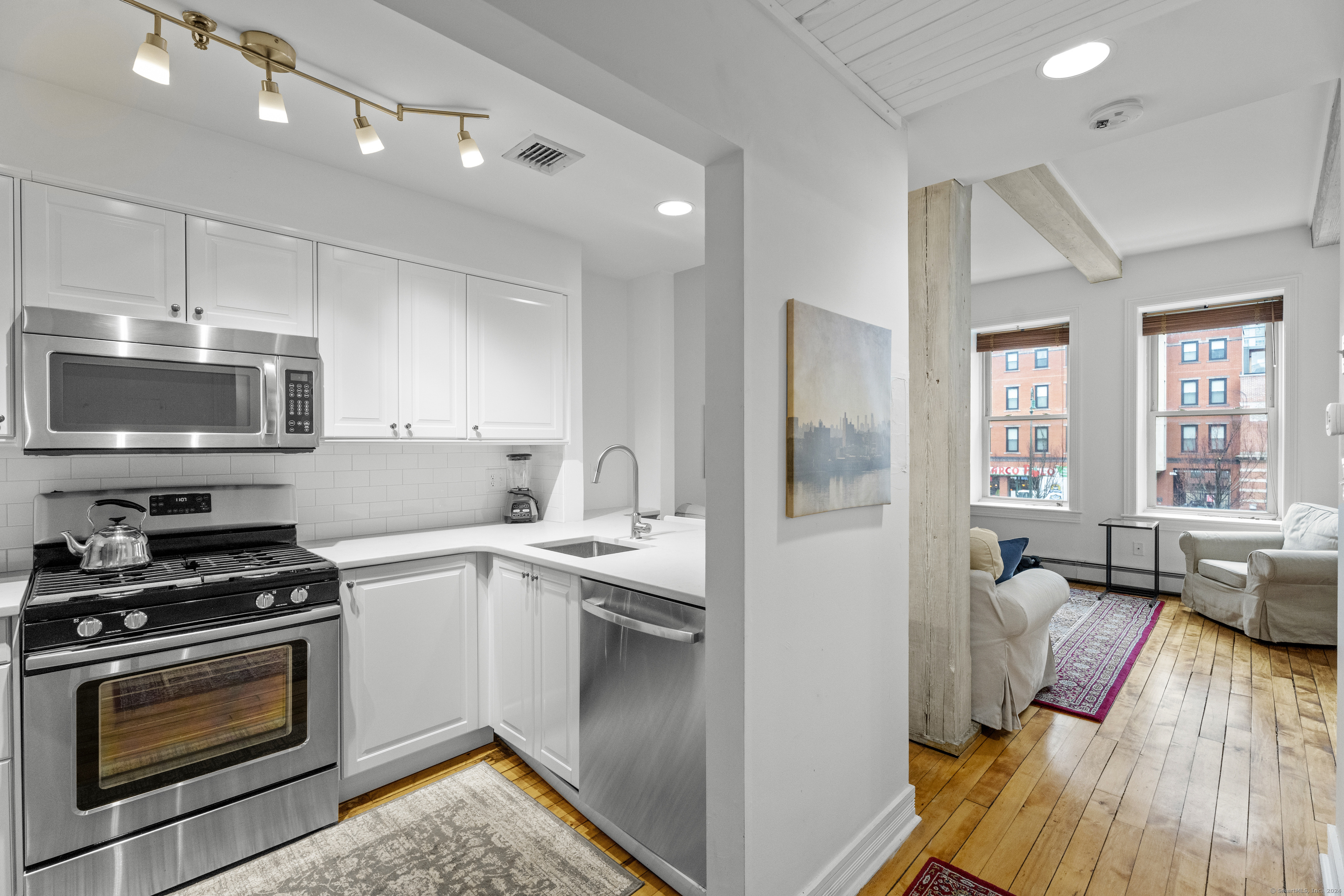 15 Orange Street 215