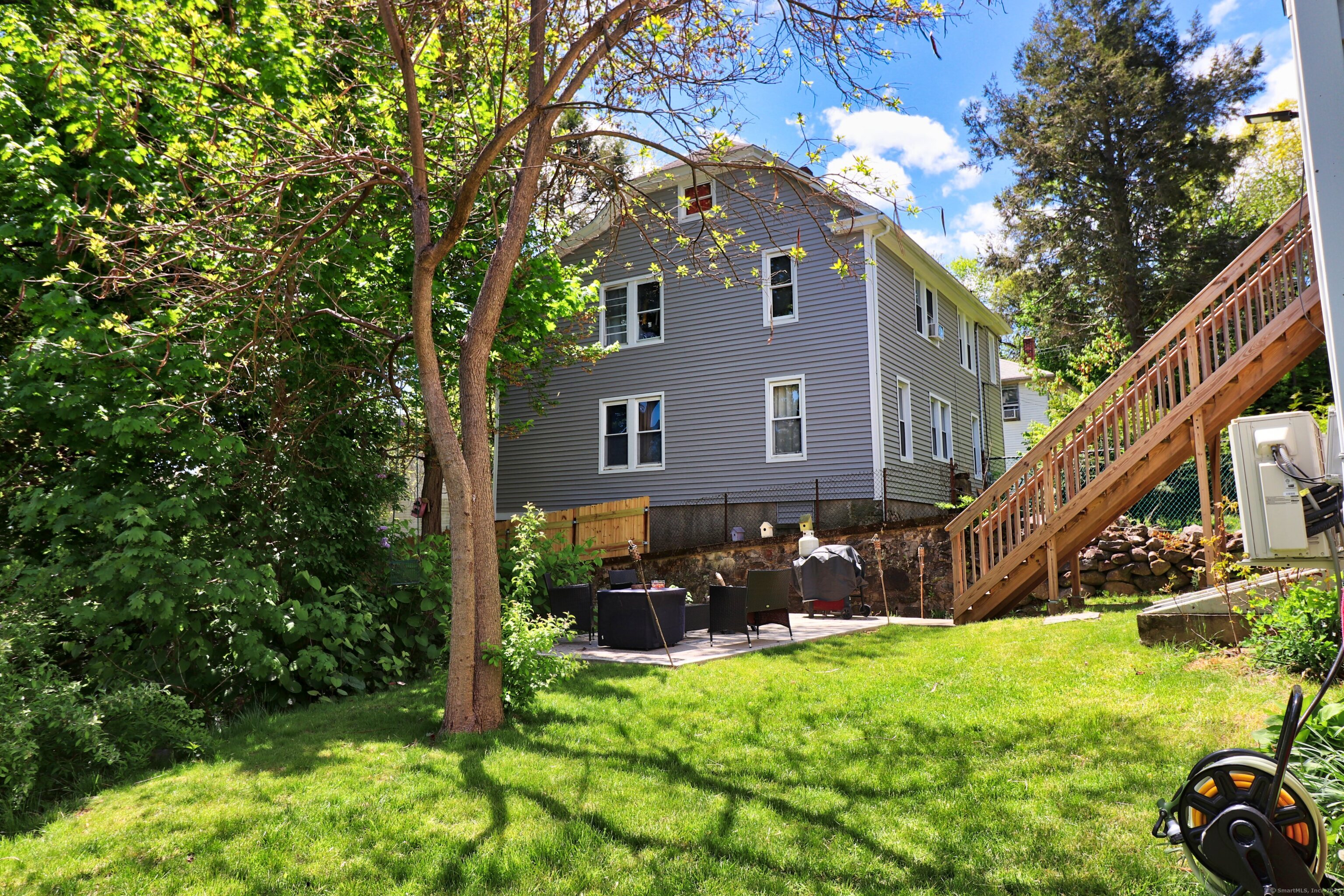 171 Moreland Avenue