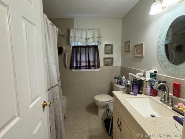 69 Robert Treat Drive 17