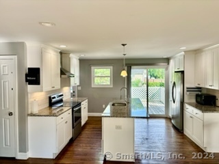 7 Whitney Lane
