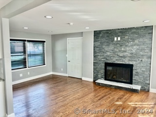 7 Whitney Lane