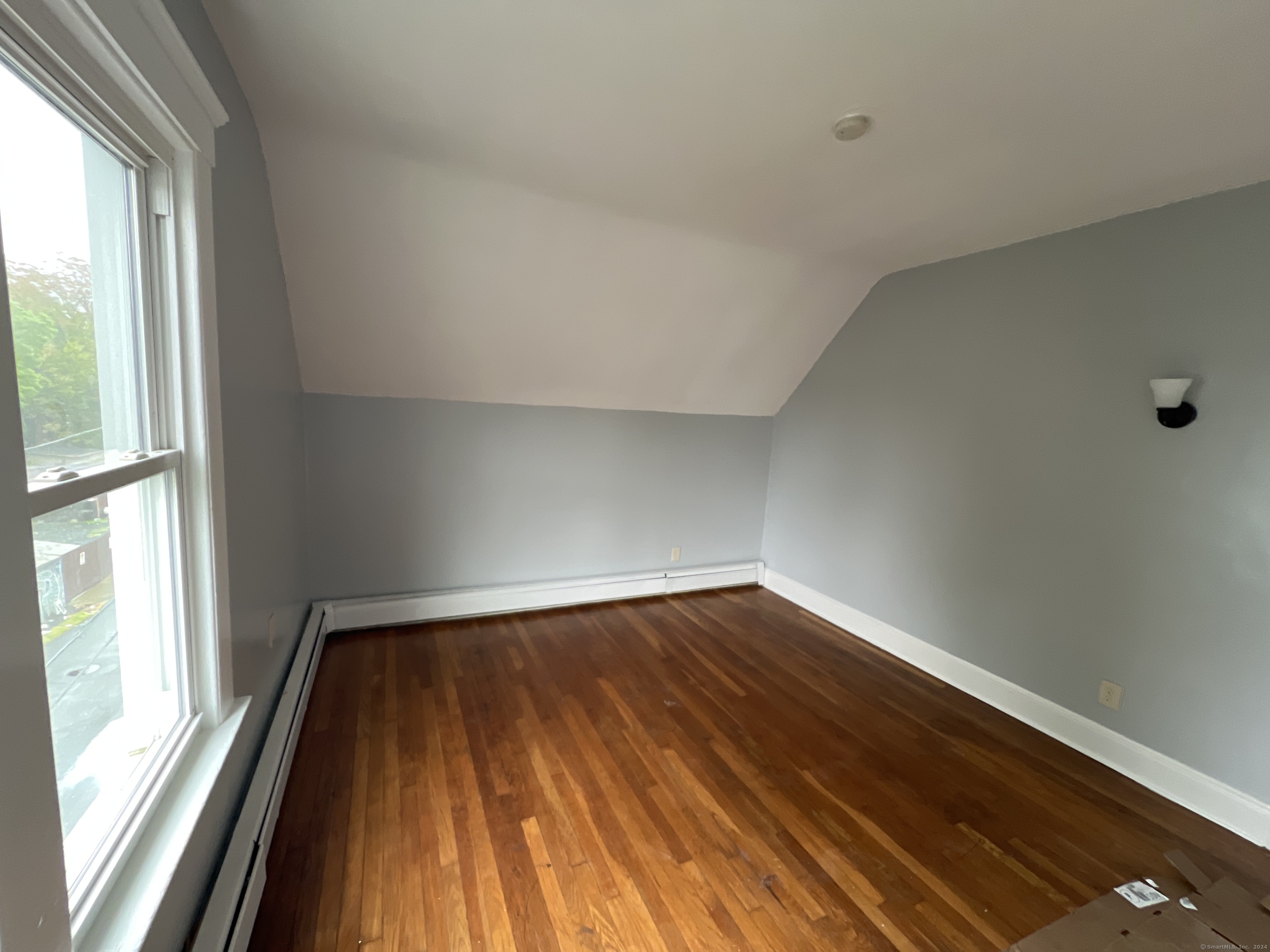 26 Limerick Street 3rd FL