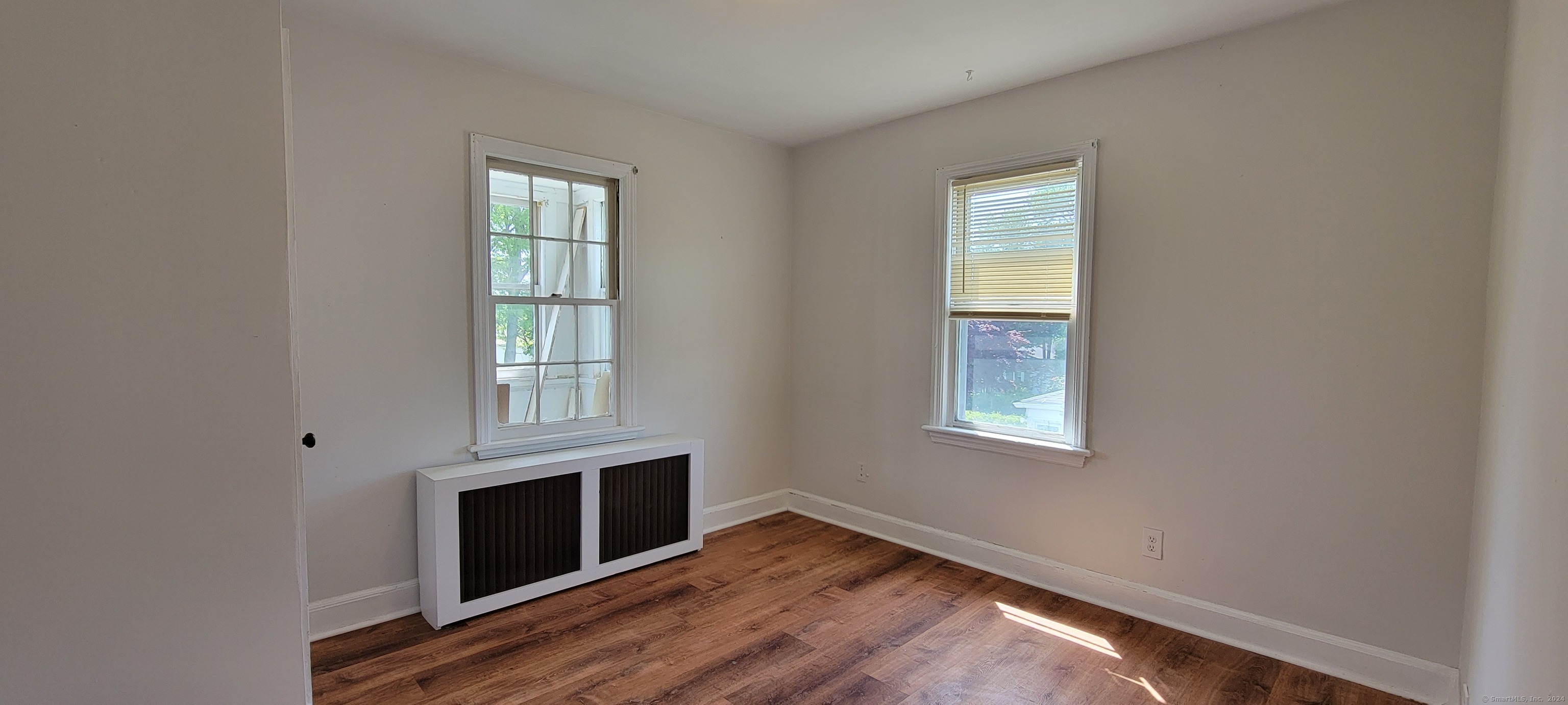 109 CANAAN Road 2ND FL