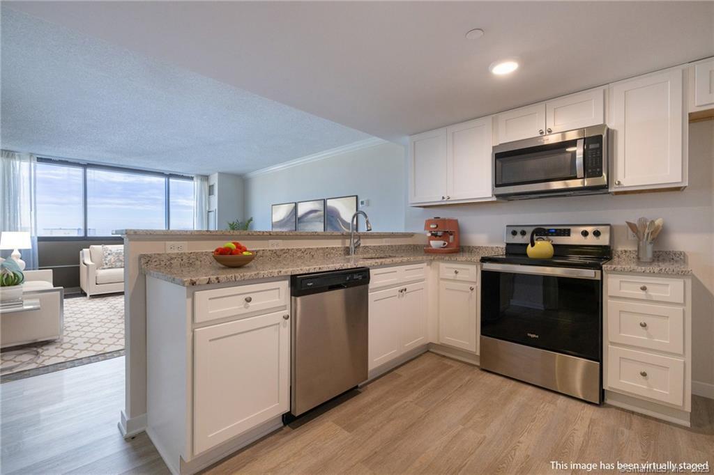 1070 Main Street 206