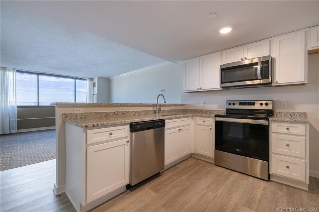 1070 Main Street 206