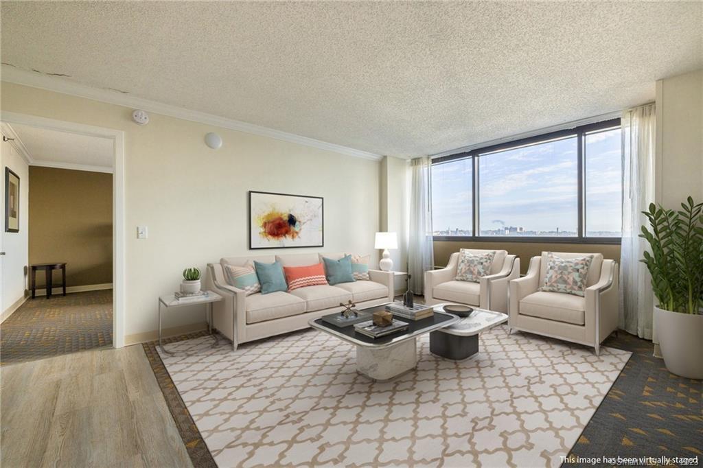 1070 Main Street 206