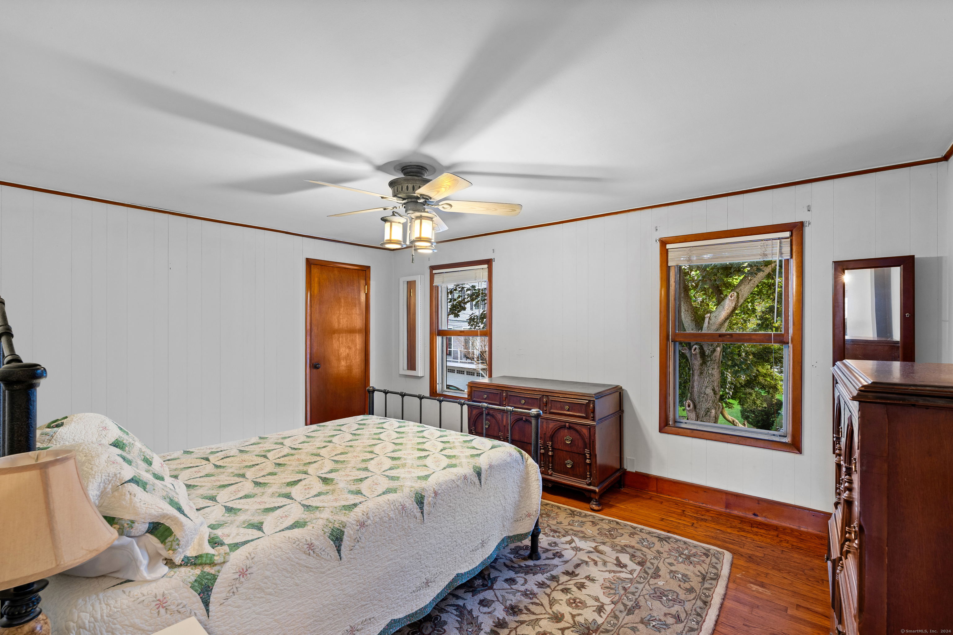 27 Andrews Avenue