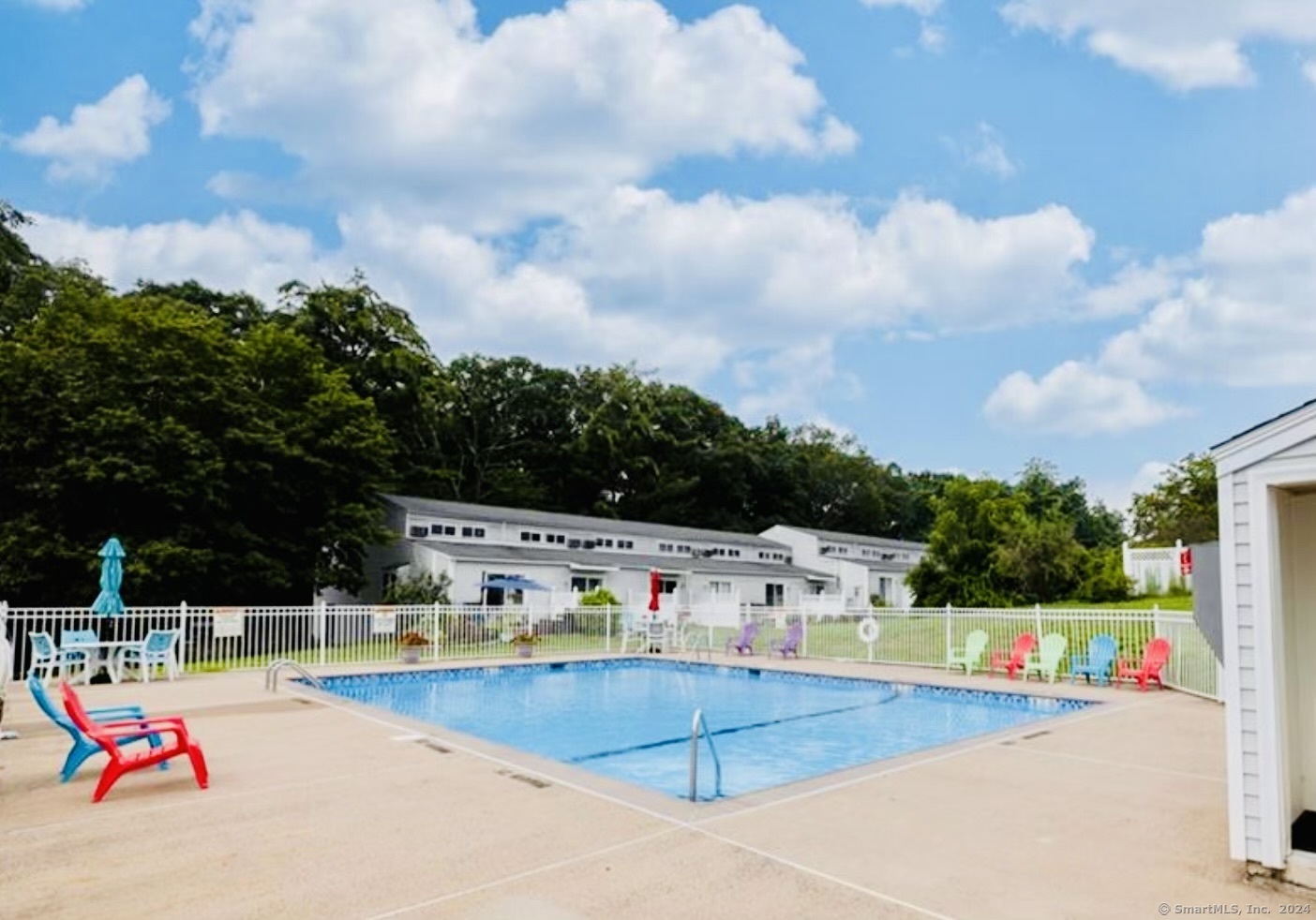50 East Hill Road Unit: APT 5B