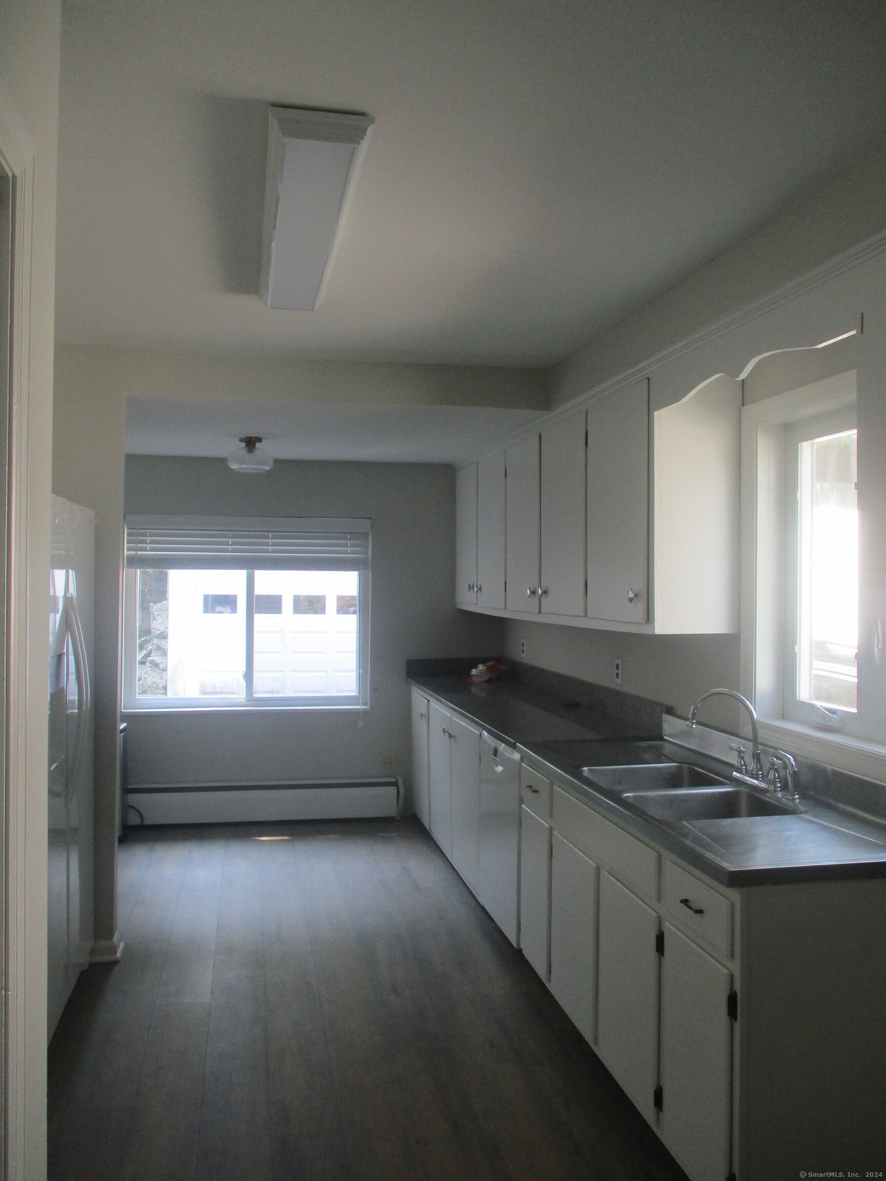 10 Leuvine Street 1