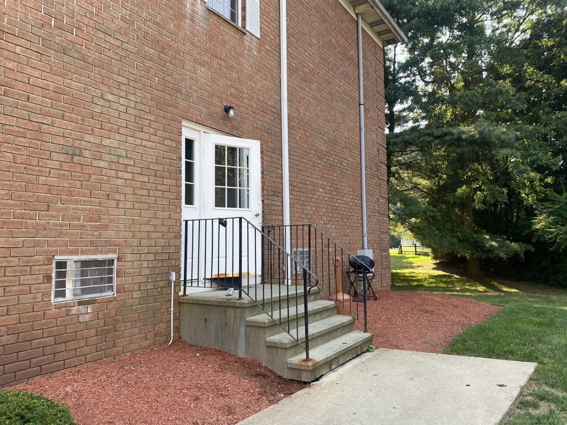 1060 New Haven Avenue 20